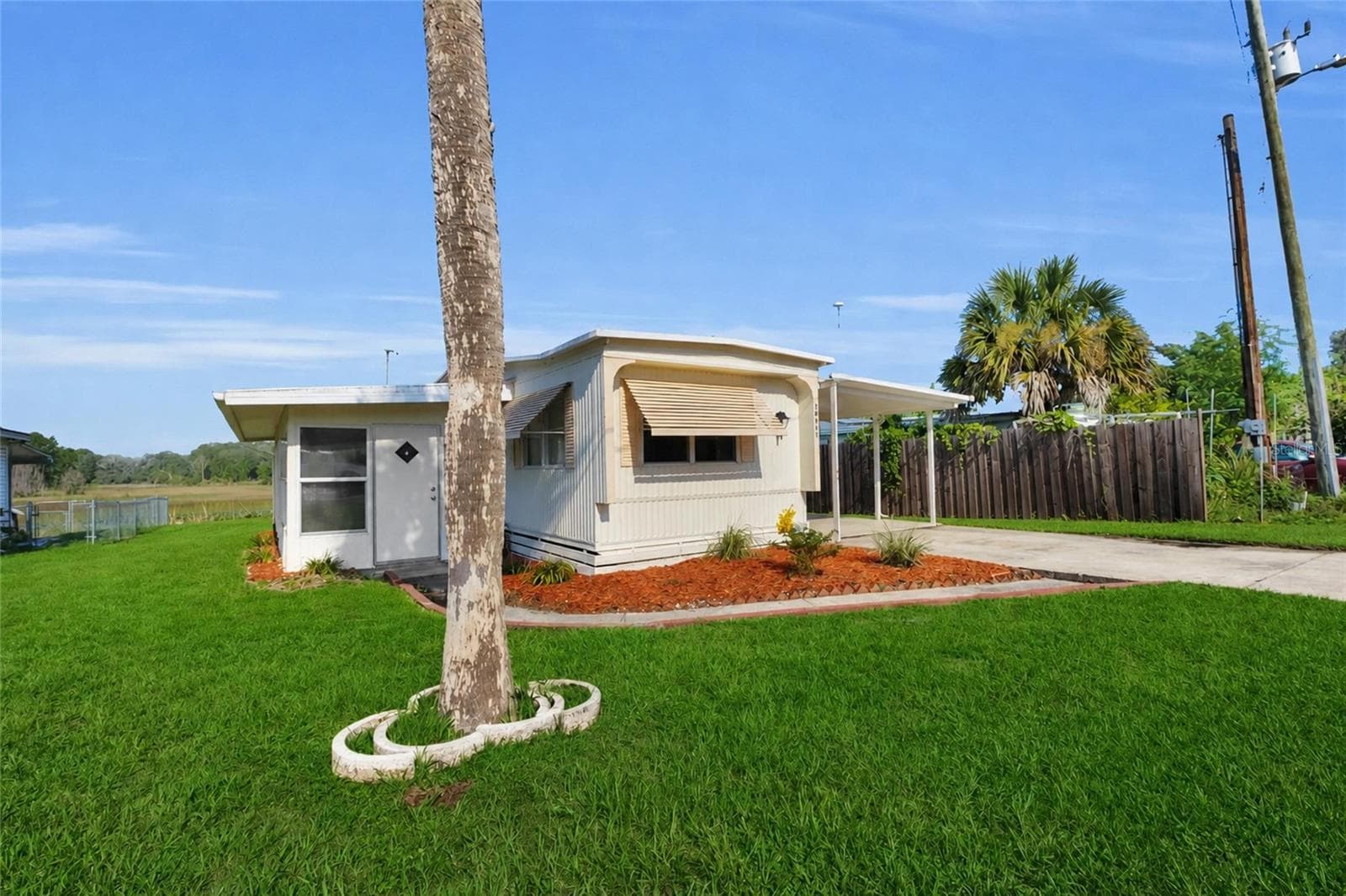 24631 PALMETTO DR
