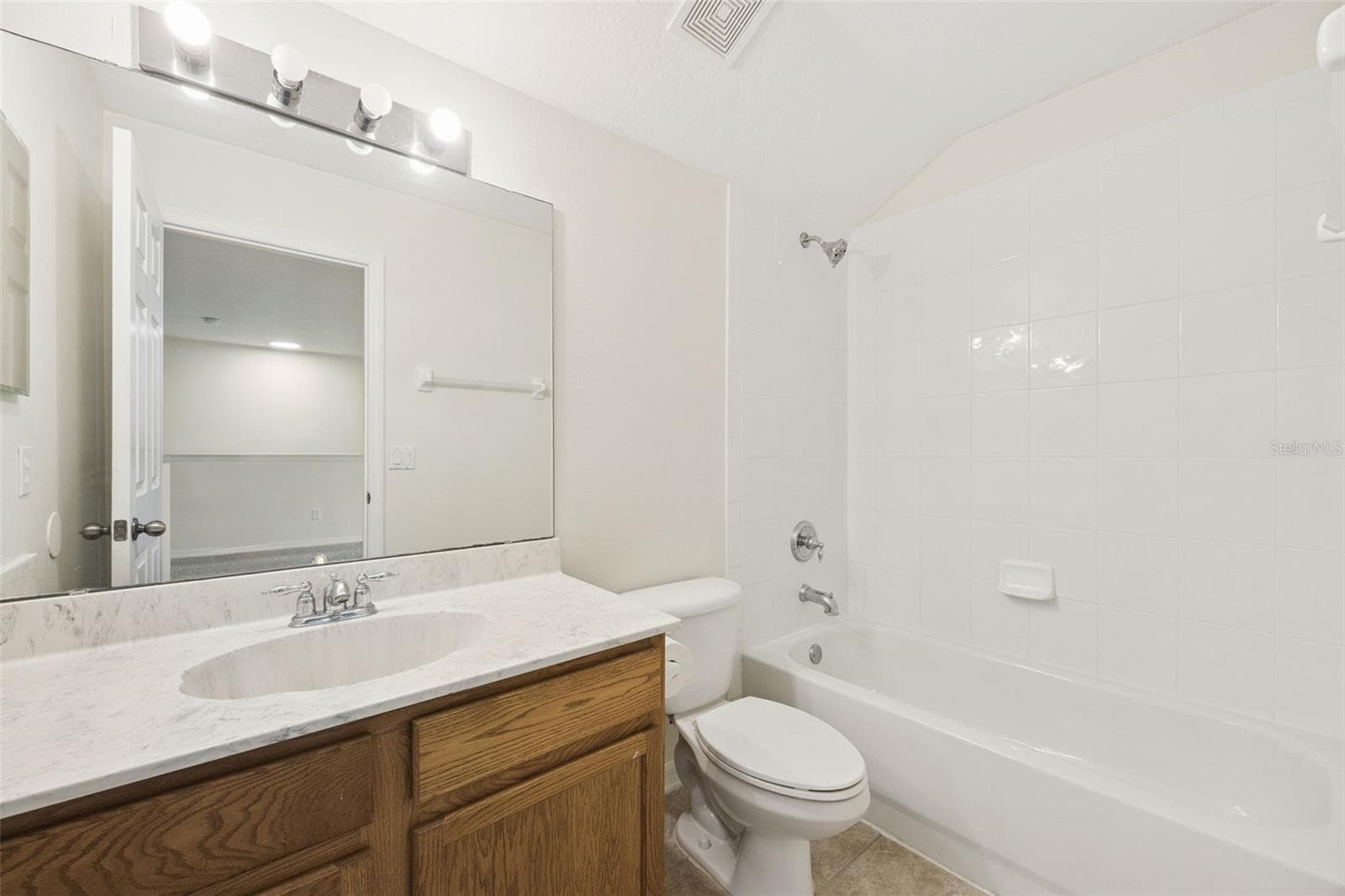 Upstairs Full Bathroom - 14720 SWEET ACACIA DR, ORLANDO