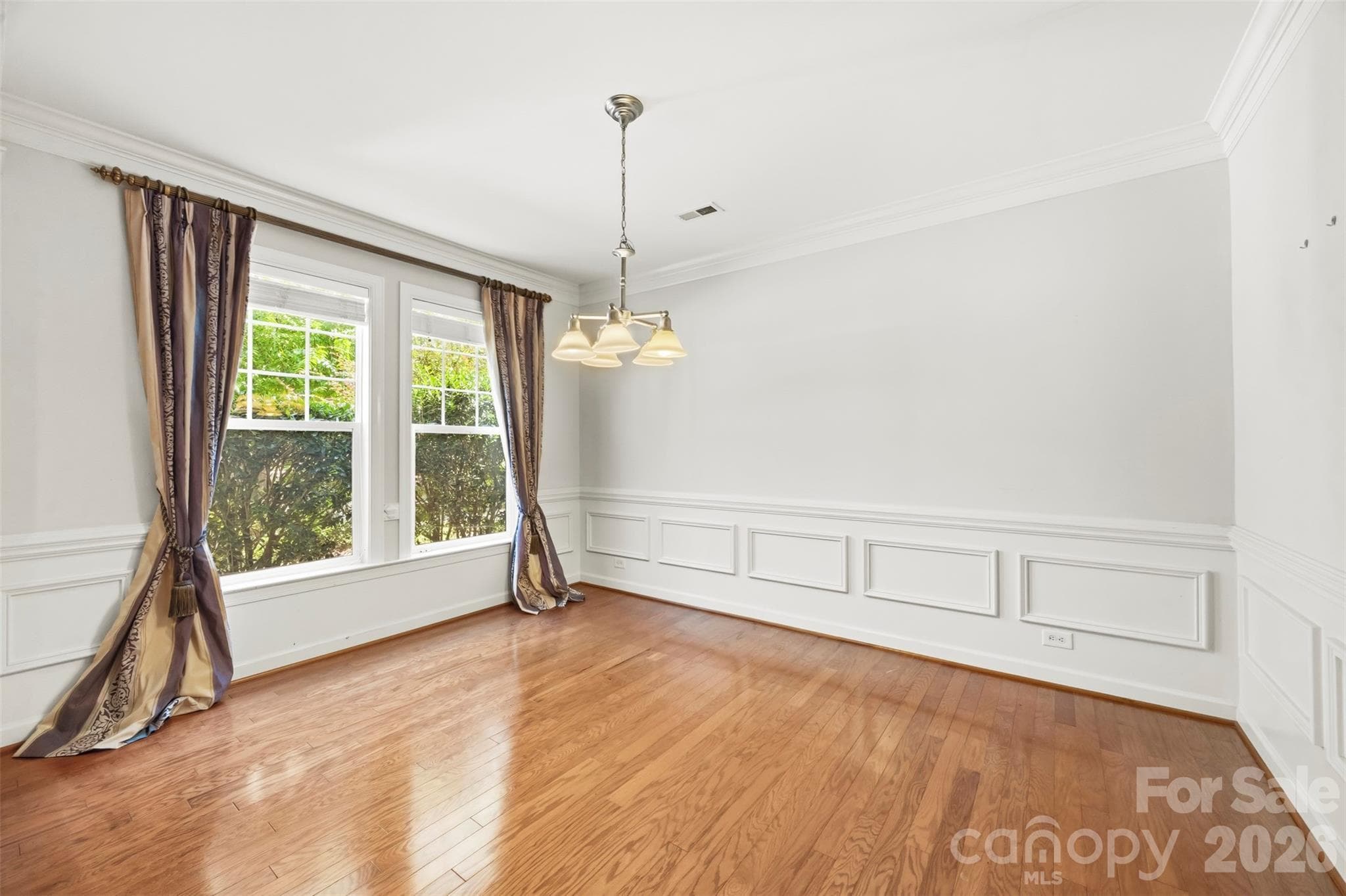 Single Family Residence at 13210 Arbor Day Court, Charlotte, photo 3 of 40