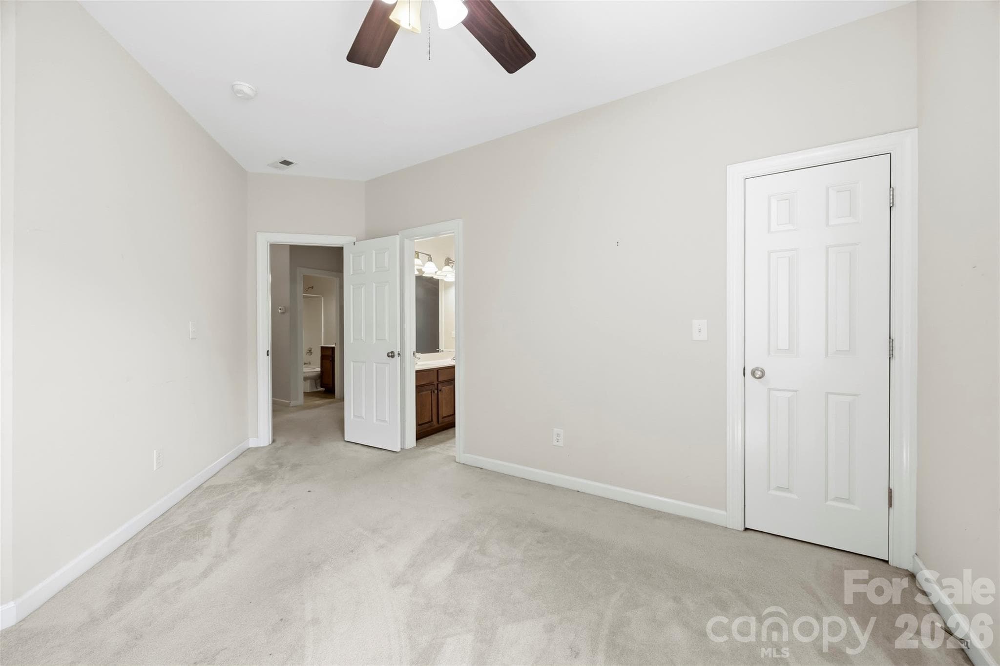 Single Family Residence at 13210 Arbor Day Court, Charlotte, photo 38 of 40
