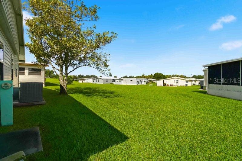 Back yard - 4312 14TH ST E, ELLENTON