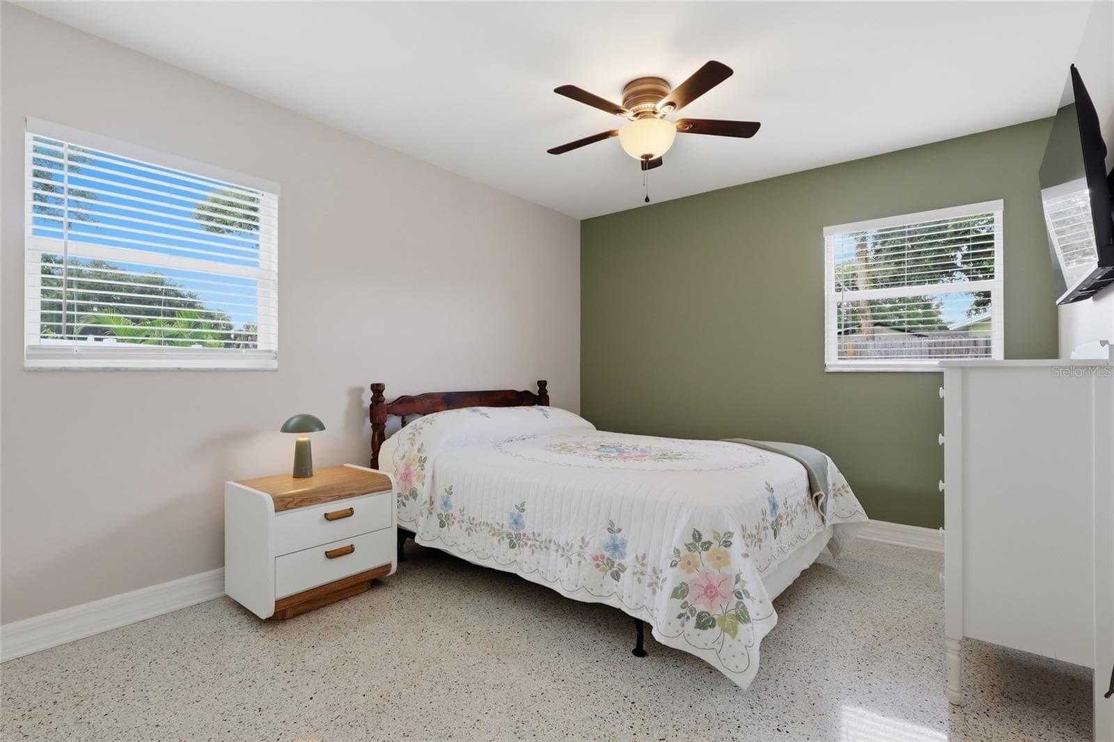 Single Family Residence at 8403 S FLINTROCK CT, TAMPA, photo 19 of 43