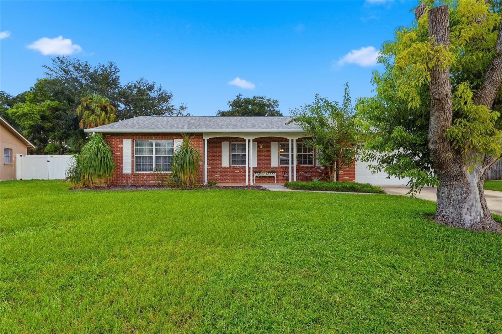 Single Family Residence at 8403 S FLINTROCK CT, TAMPA, photo 36 of 43