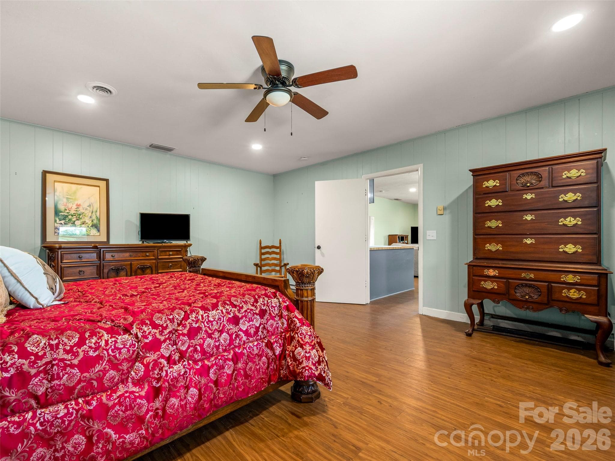 Single Family Residence at 151 Joanda Farm Road, Mooresboro, photo 4 of 48