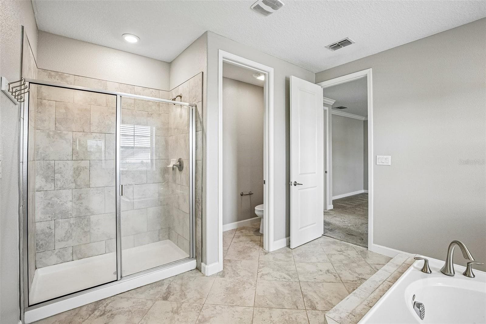 PRIMARY EN SUITE - 11516 SUNBURST MARBLE RD, RIVERVIEW
