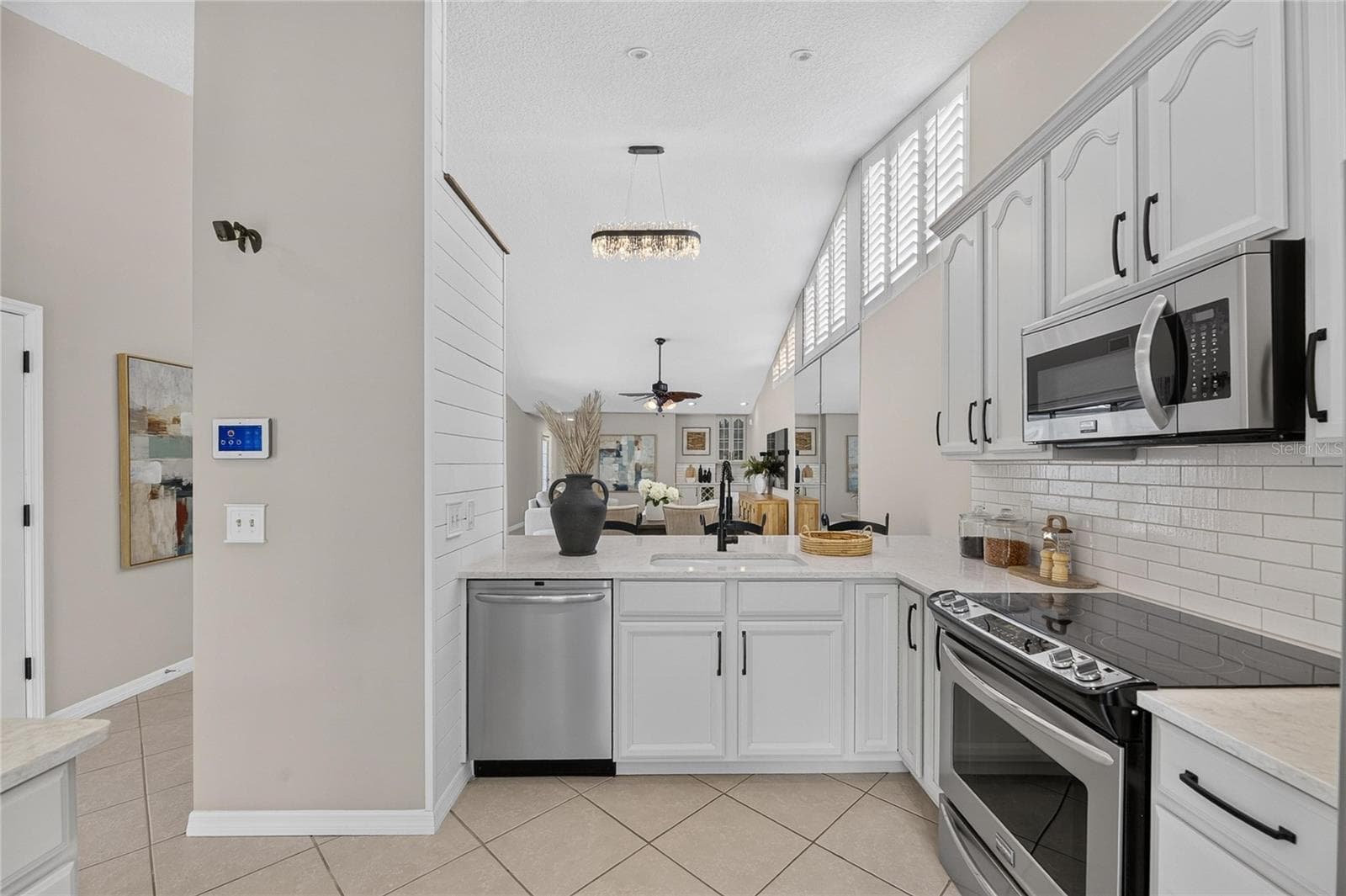 Single Family Residence at 918 SHAGOS DR, APOLLO BEACH, photo 16 of 75