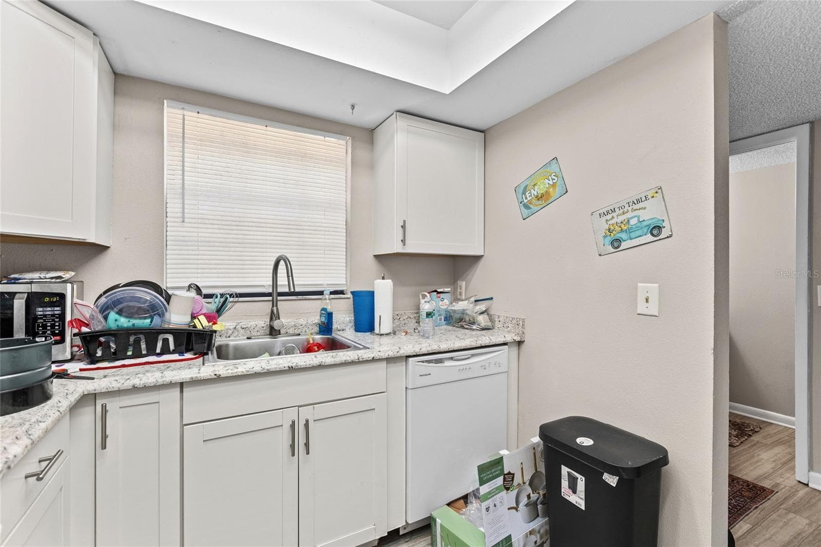 Townhouse at 1910 W SLIGH AVE #E102, TAMPA, photo 5 of 31