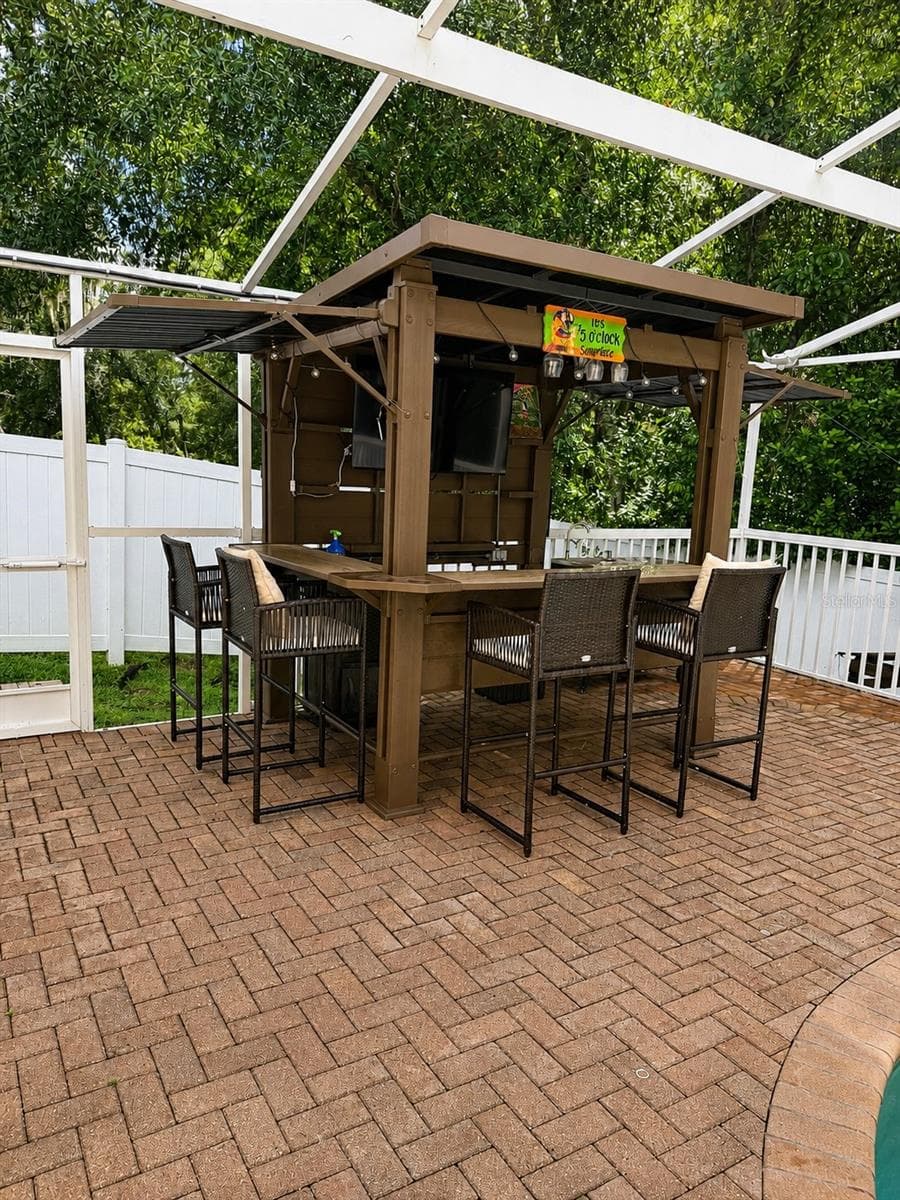 Patio Bar Area - 6518 APPALOOSA DR, TAMPA