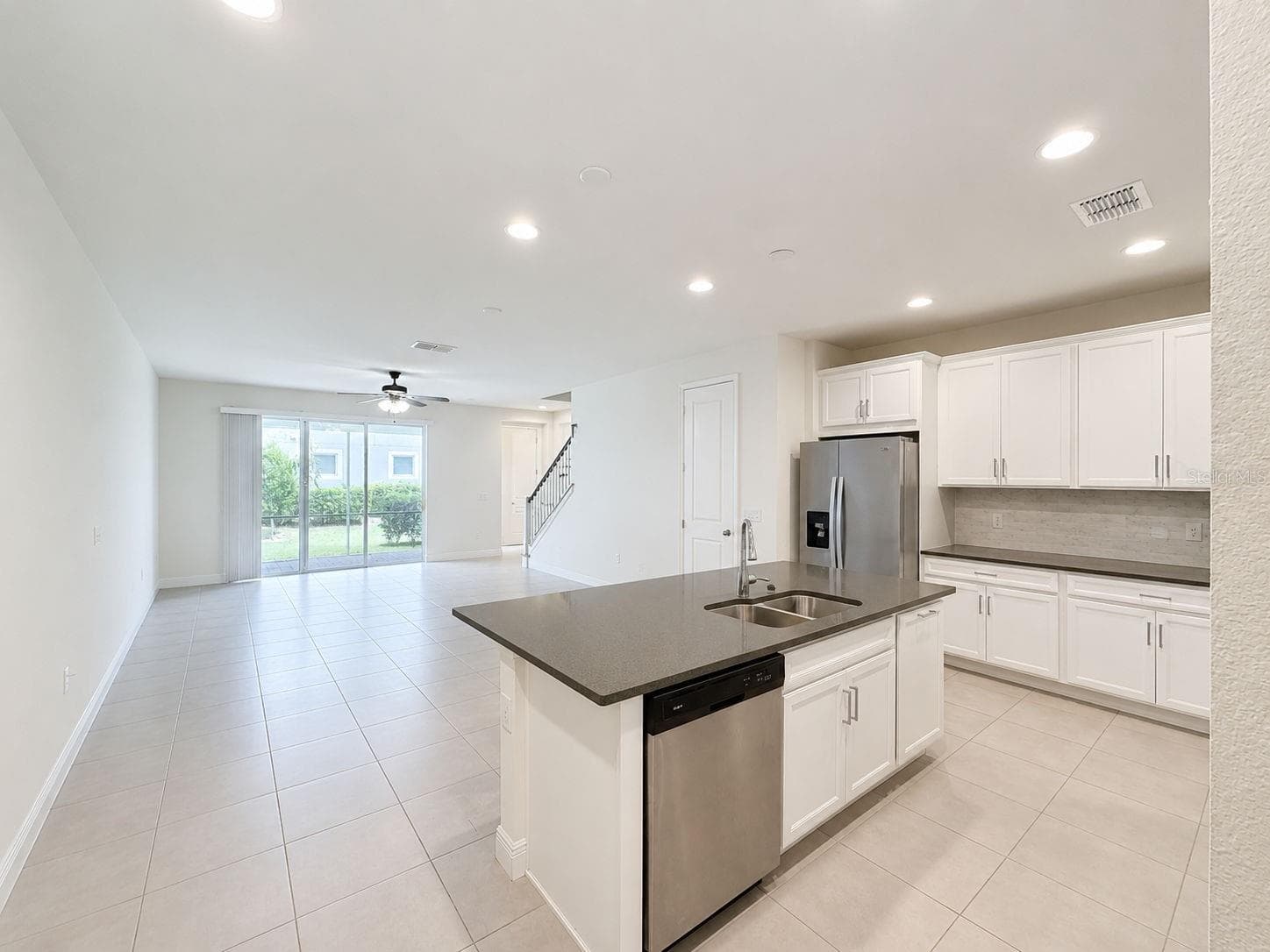 Townhouse at 2404 ARCH AVE, OLDSMAR, photo 12 of 67