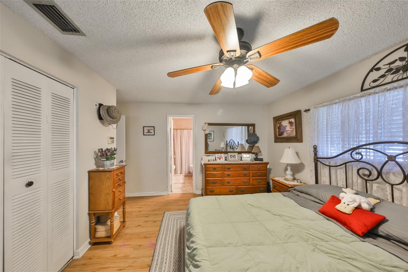Single Family Residence at 672 ALLEGHENY DR, SUN CITY CENTER, photo 9 of 47