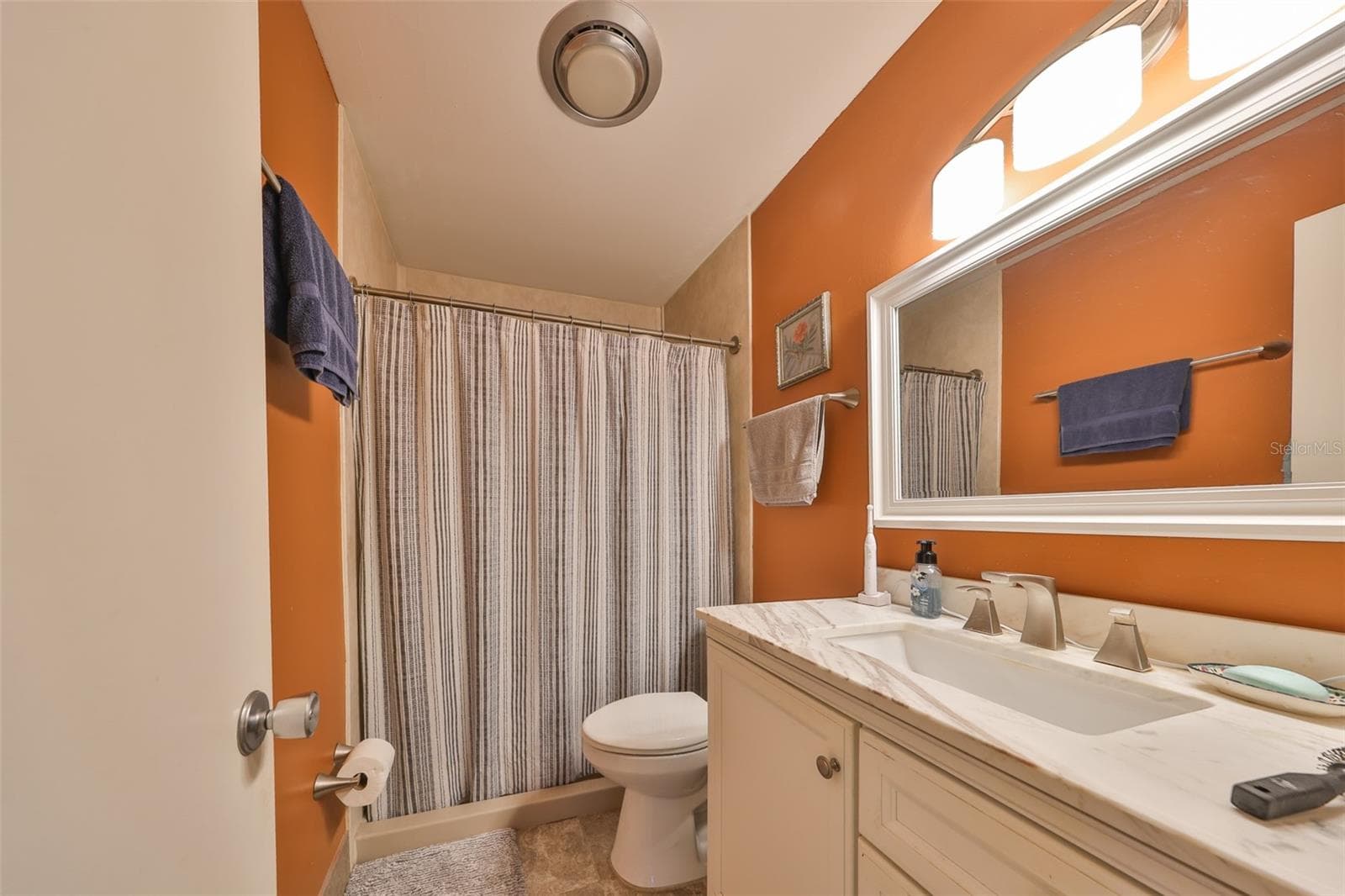 Single Family Residence at 672 ALLEGHENY DR, SUN CITY CENTER, photo 10 of 47