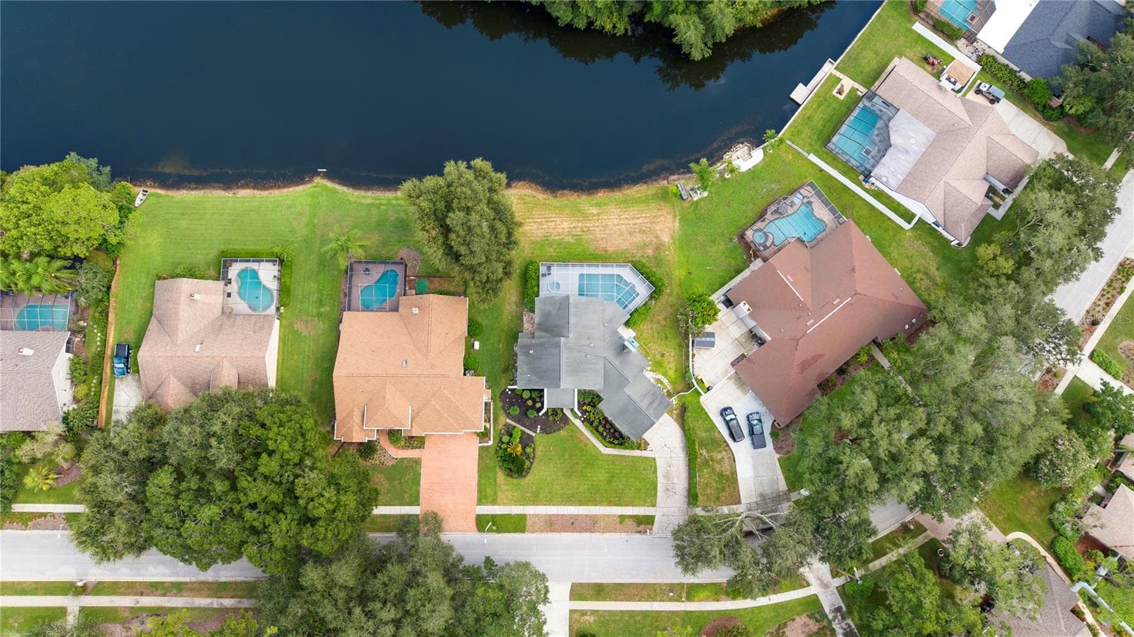 Single Family Residence at 17919 CLEAR LAKE DR, LUTZ, photo 58 of 62