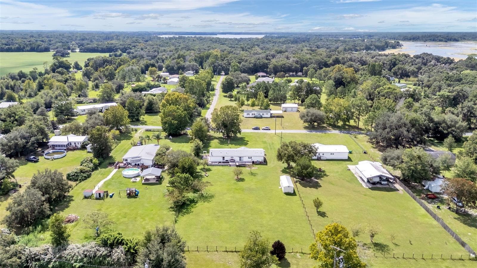 Manufactured Home at 11457 N LINDA MARIE TER, DUNNELLON, photo 52 of 56