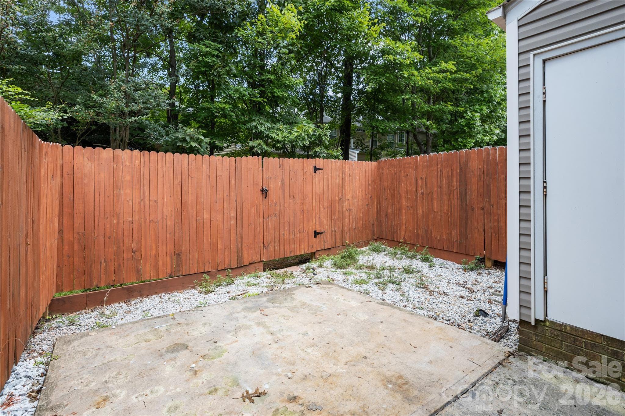 Townhouse at 8407 Rust Wood Place, Charlotte, photo 18 of 22