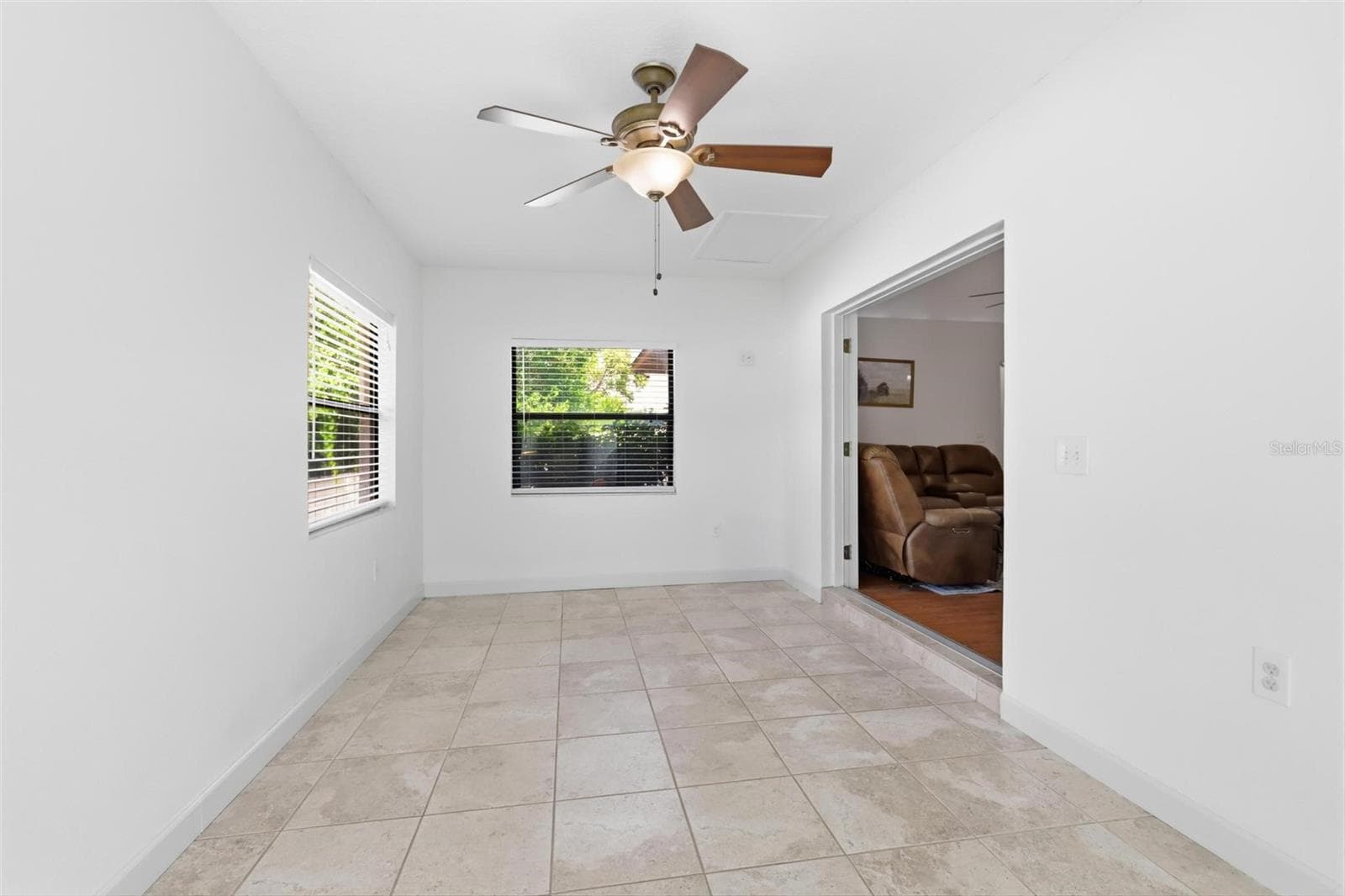 Single Family Residence at 731 EDGEWILD CT, ORANGE CITY, photo 22 of 37