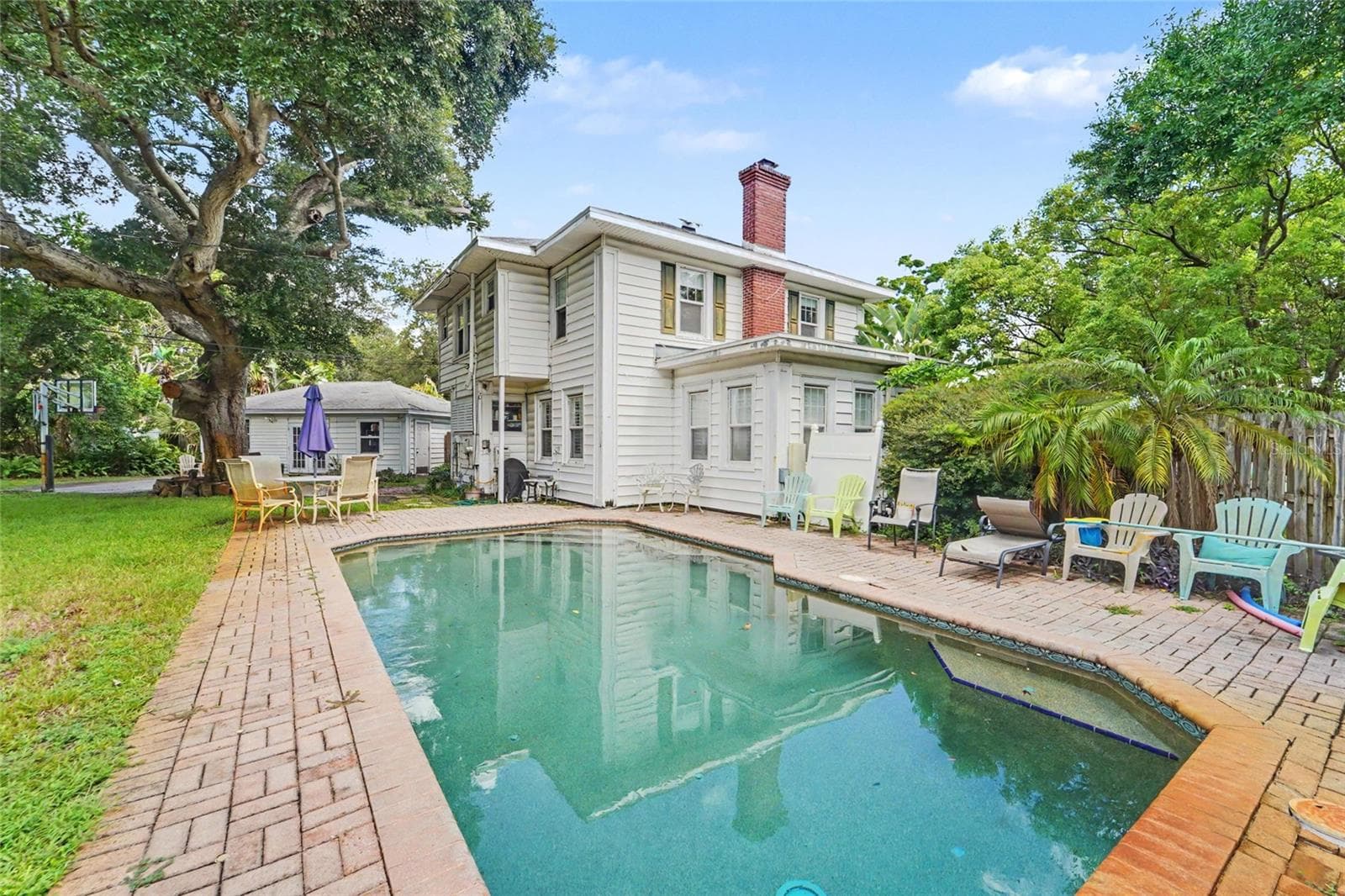 Single Family Residence at 6100 3RD AVE N, ST PETERSBURG, photo 10 of 49