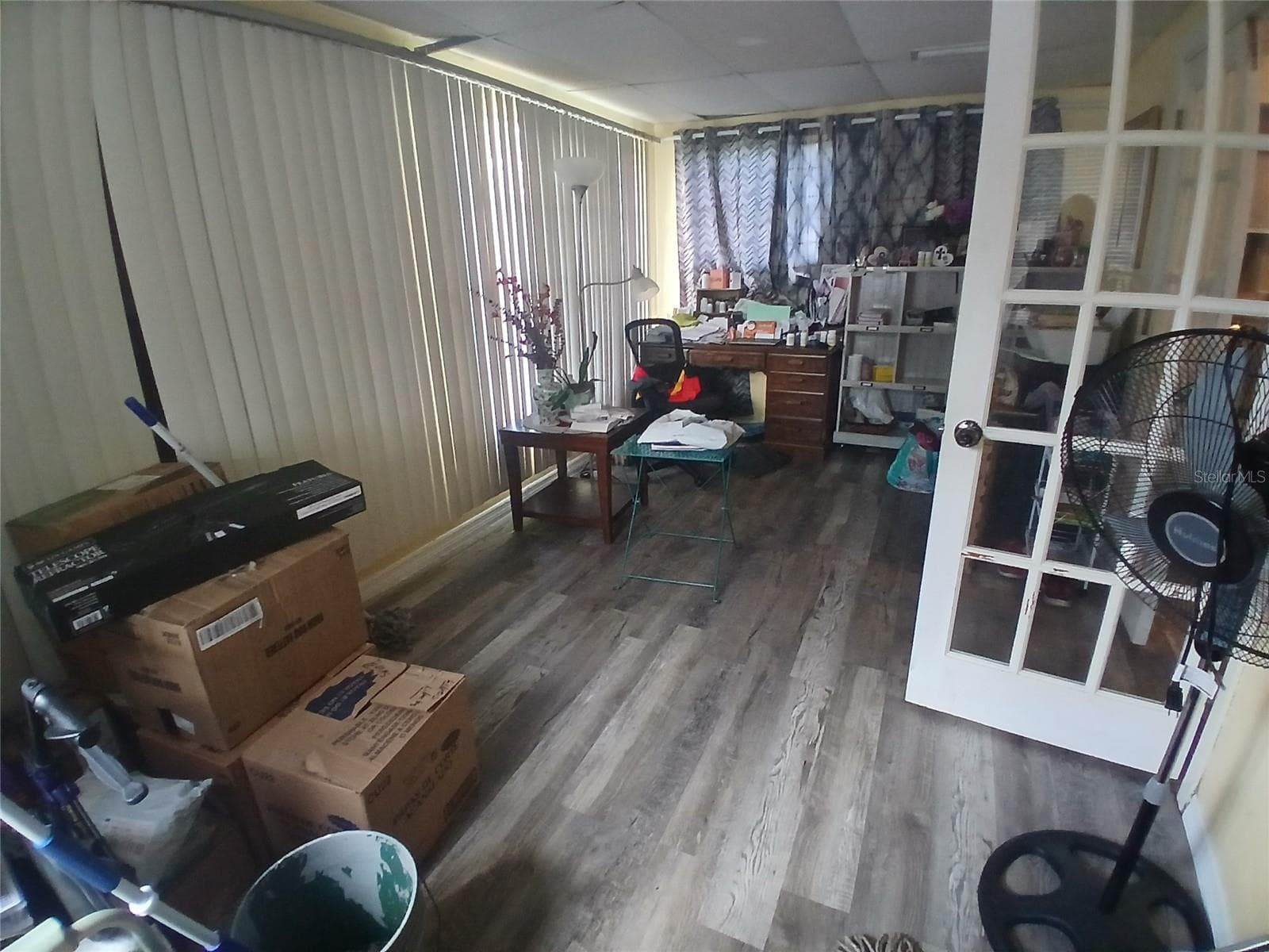 Single Family Residence at 1818 HEATHER AVE, TAMPA, photo 9 of 11