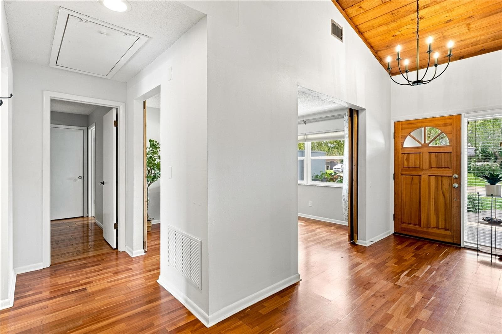 Single Family Residence at 2555 SWEETGUM WAY W, CLEARWATER, photo 11 of 78