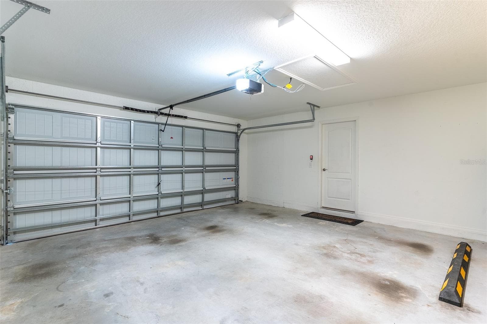 Single Family Residence at 5036 SAN IGNACIO DR, SEBRING, photo 3 of 59