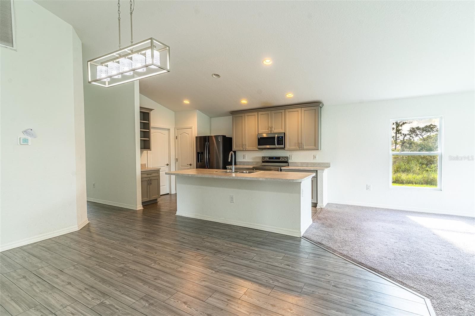 Single Family Residence at 5036 SAN IGNACIO DR, SEBRING, photo 6 of 59