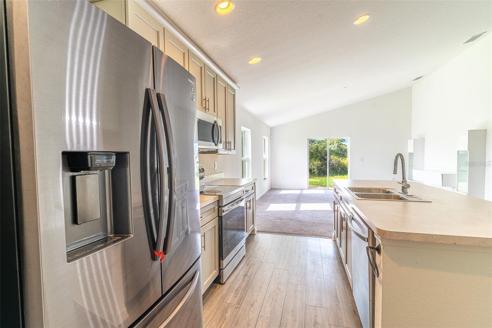 Single Family Residence at 5036 SAN IGNACIO DR, SEBRING, photo 9 of 59