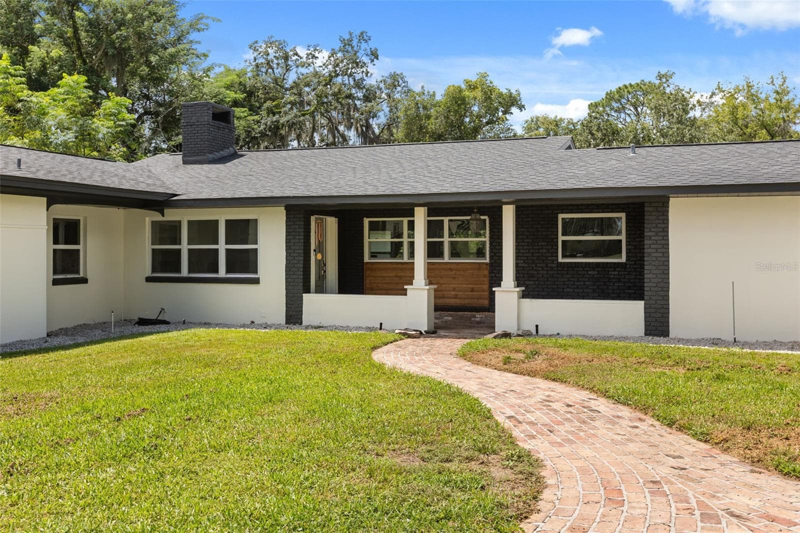 Front Entrance - 1602 COUNTRY CLUB RD, EUSTIS