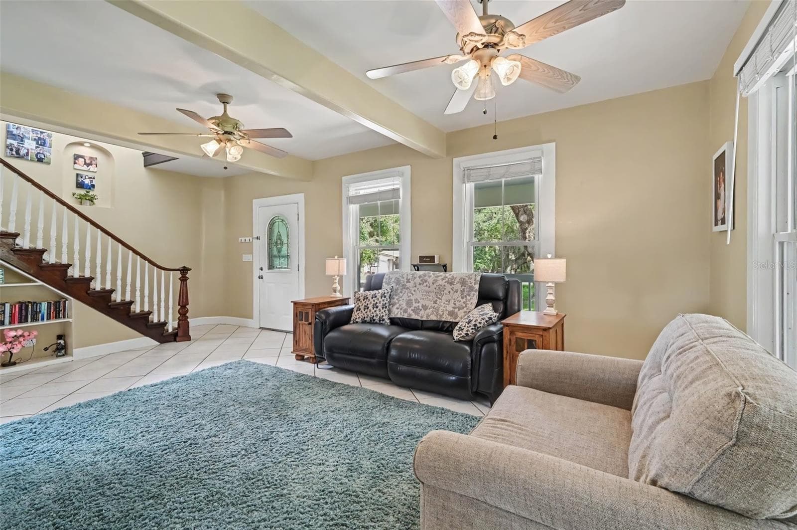 Single Family Residence at 208 S GAINES ST, OAK HILL, photo 4 of 24