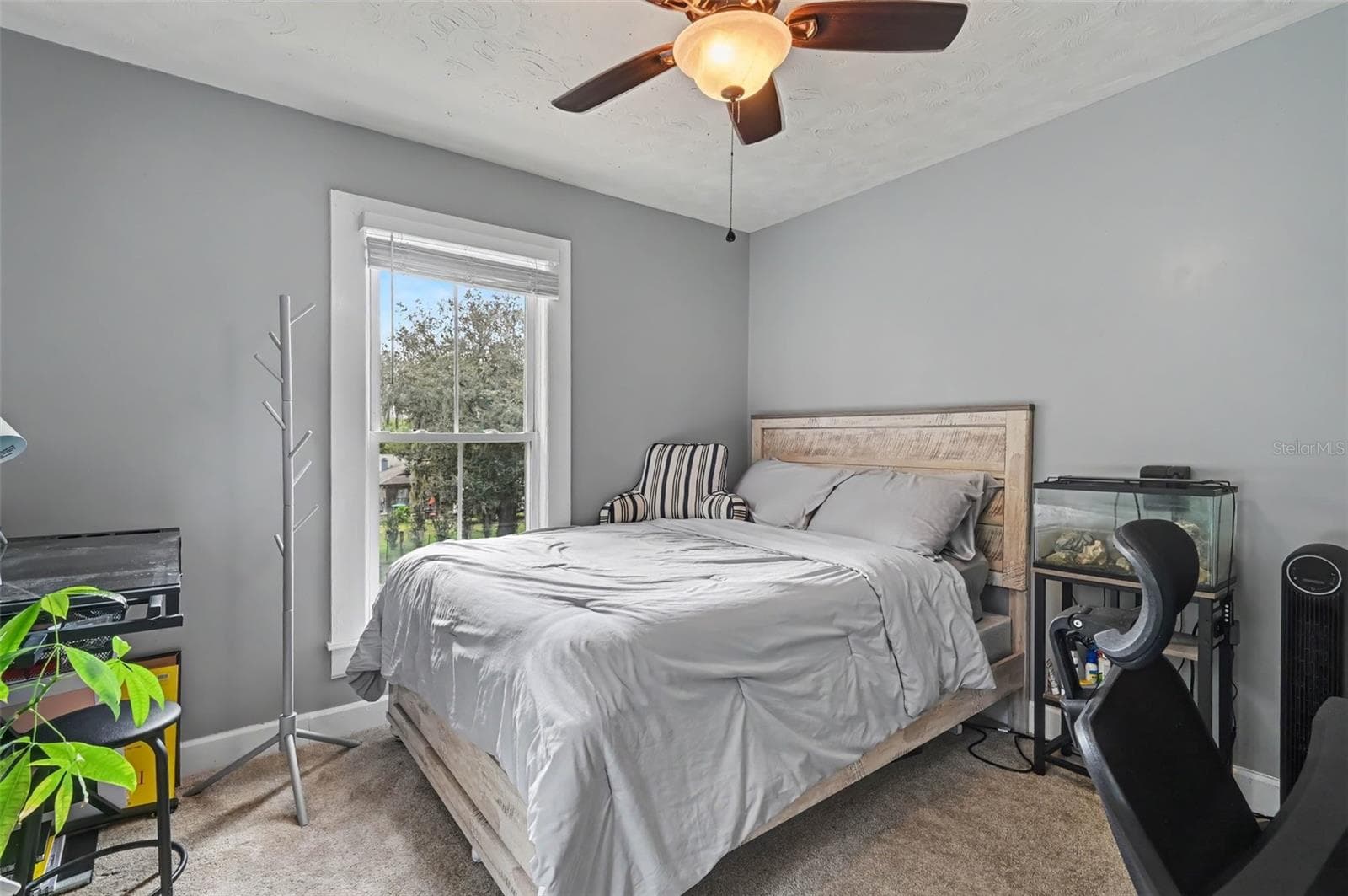 Single Family Residence at 208 S GAINES ST, OAK HILL, photo 17 of 24