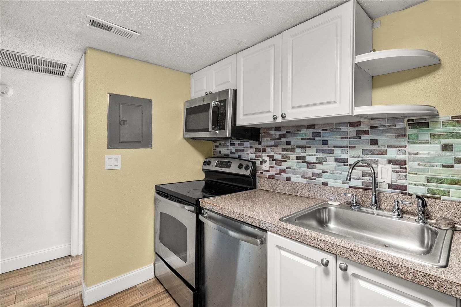 Condominium at 109 OYSTER BAY CIR #220, ALTAMONTE SPRINGS, photo 24 of 52