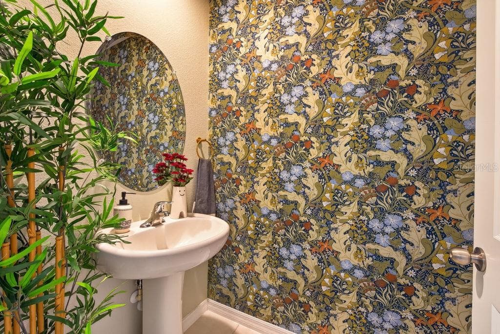Single Family Residence at 2148 SHINING AZUL WAY, LUTZ, photo 18 of 61