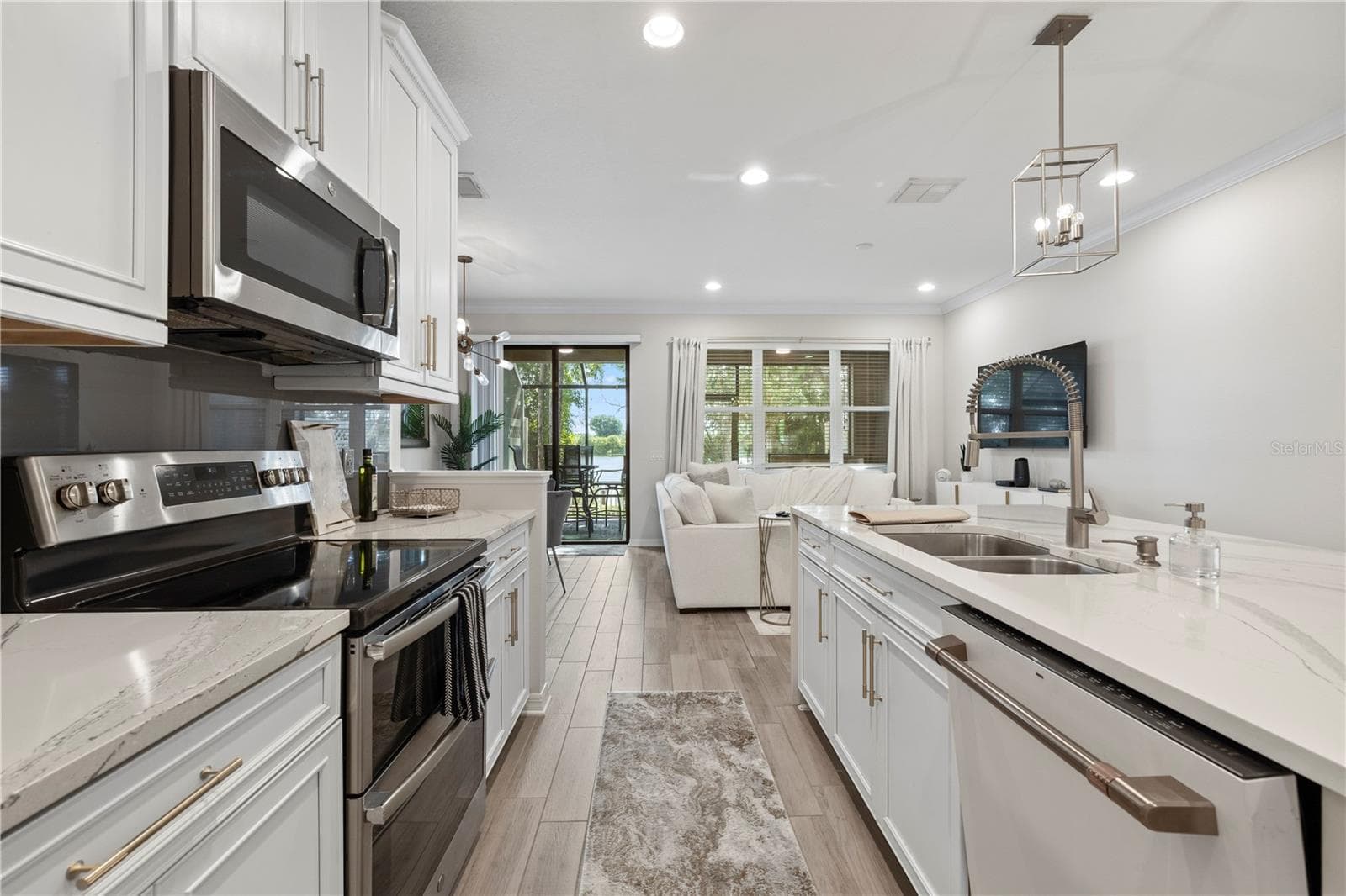 Townhouse at 9208 FOX SPARROW RD, TAMPA, photo 12 of 61