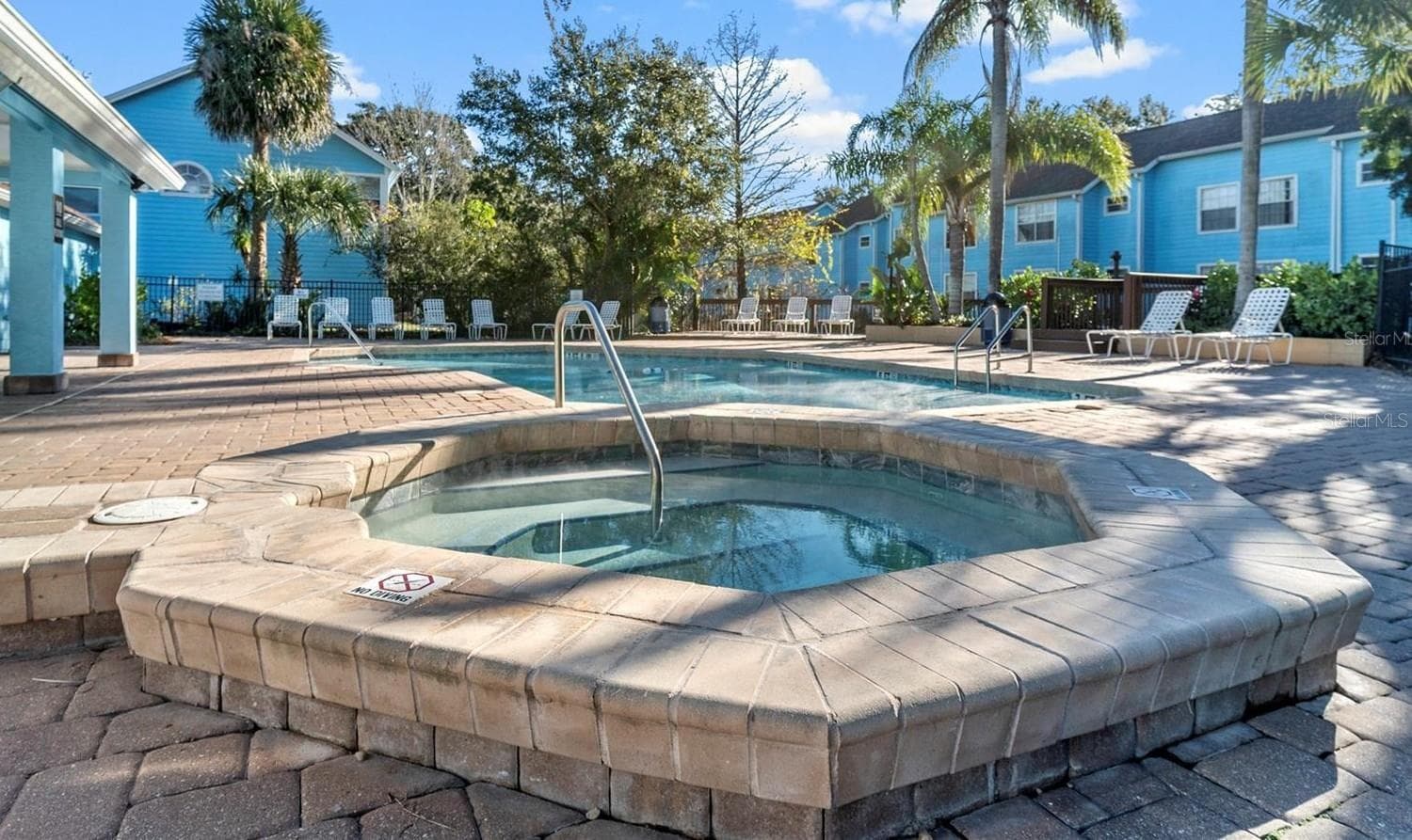 Jacuzzi and Patio - 2717 N POINCIANA BLVD #172, KISSIMMEE