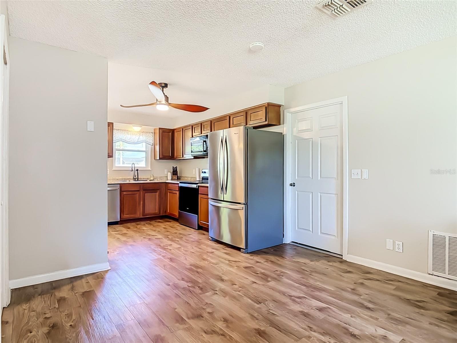 Single Family Residence at 97 S COURTLAND BLVD, DELTONA, photo 16 of 60