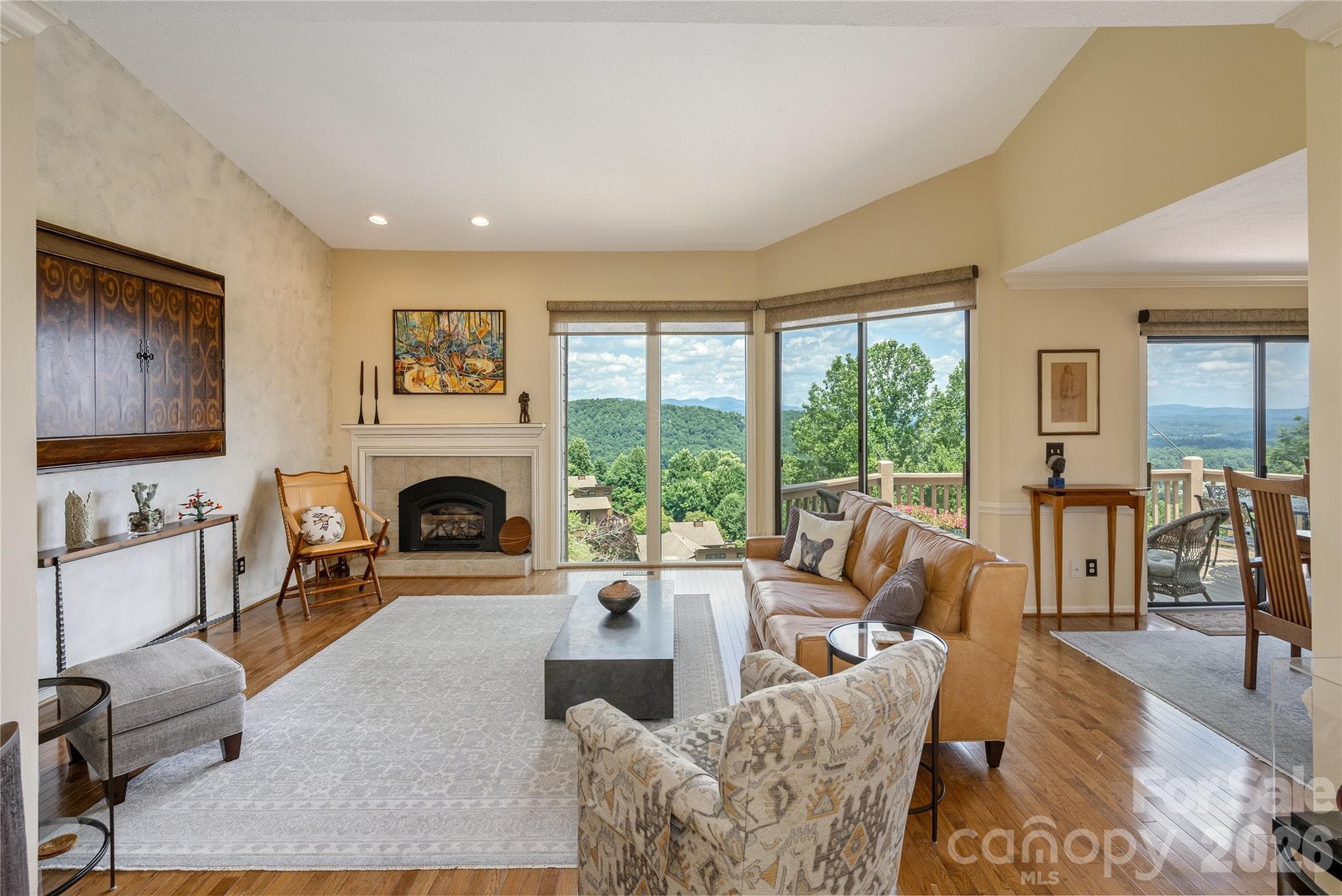 Condominium at 159 Country Ridge Road, Laurel Park, photo 7 of 31