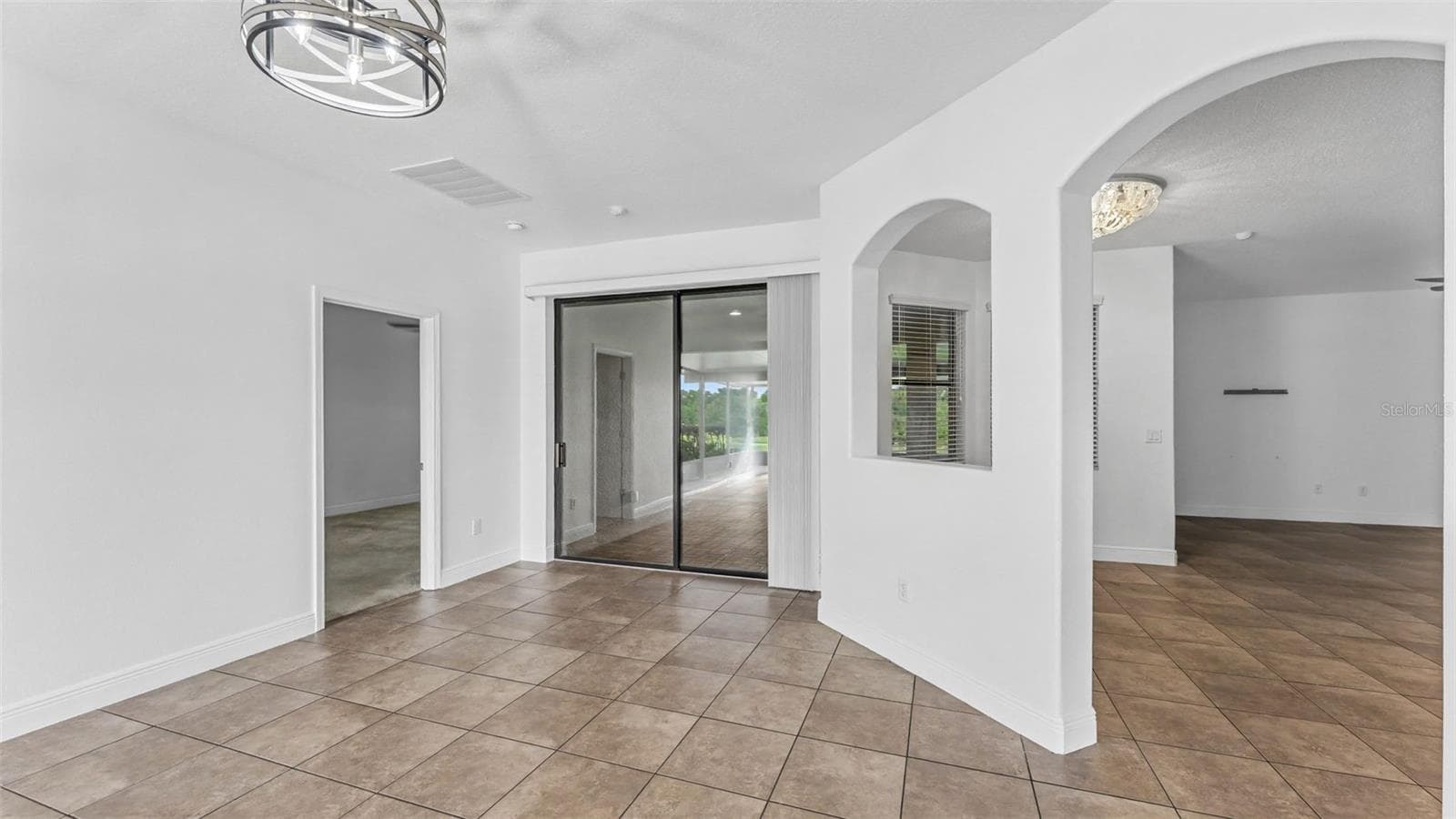 Single Family Residence at 3950 SUNSET LAKE DR, LAKELAND, photo 14 of 88