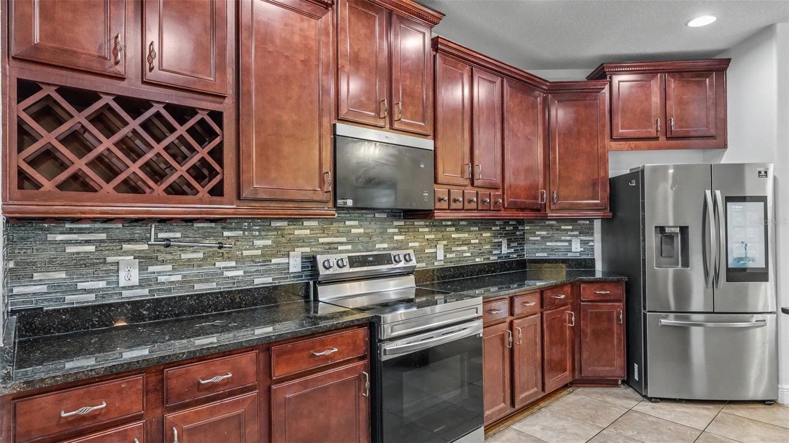Single Family Residence at 3950 SUNSET LAKE DR, LAKELAND, photo 6 of 88