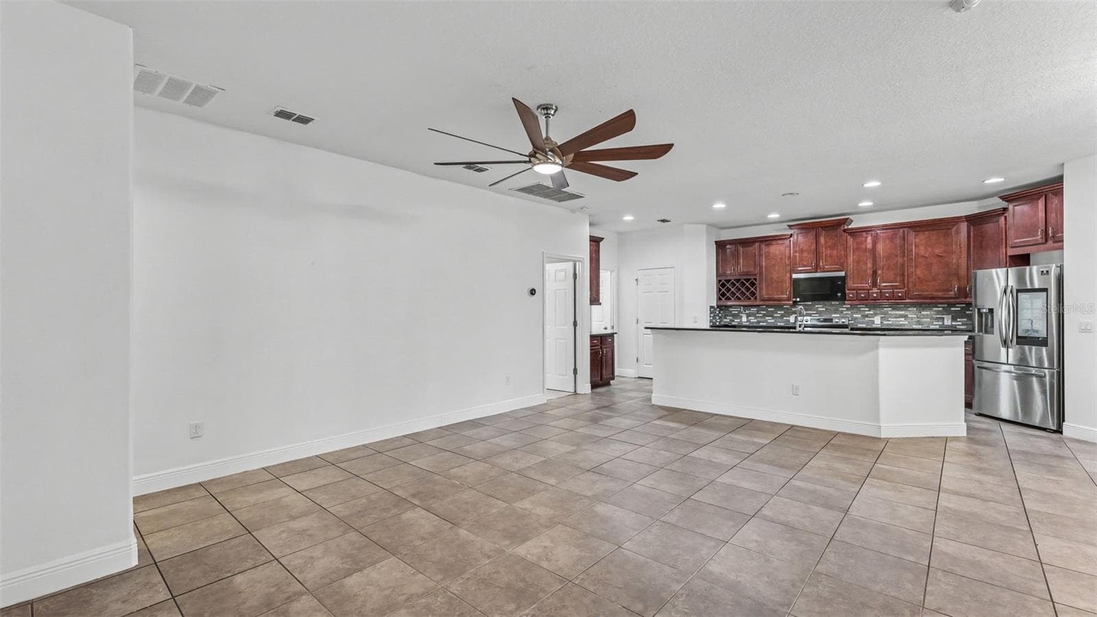 Single Family Residence at 3950 SUNSET LAKE DR, LAKELAND, photo 10 of 88