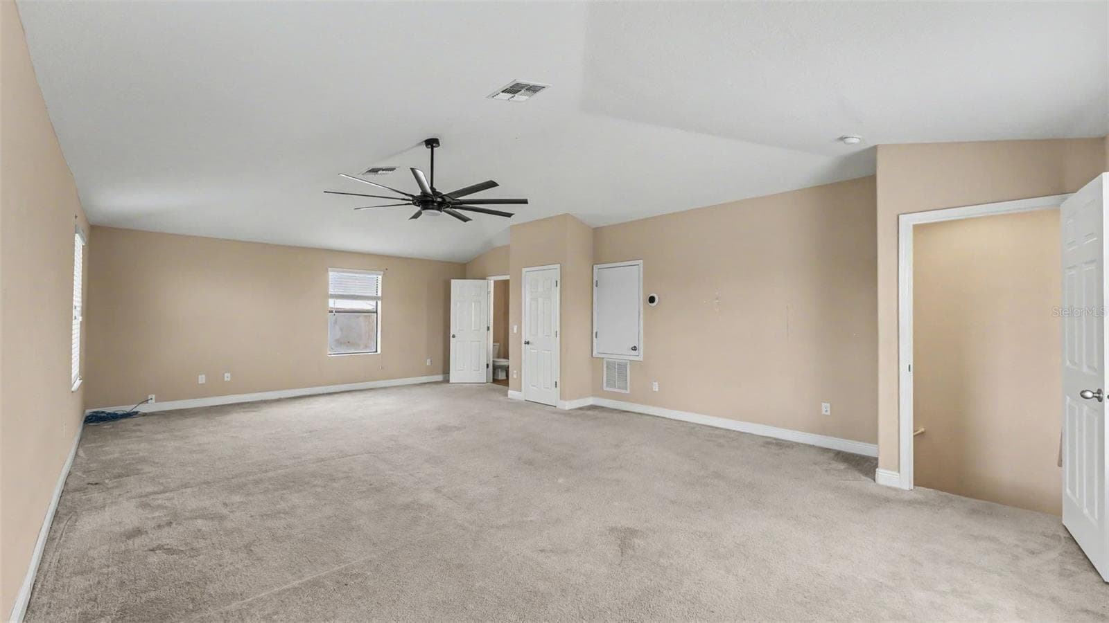 Single Family Residence at 3950 SUNSET LAKE DR, LAKELAND, photo 41 of 88