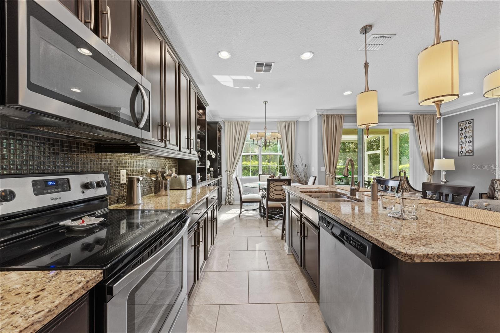 Kitchen - 215 MAYBECK, SANFORD