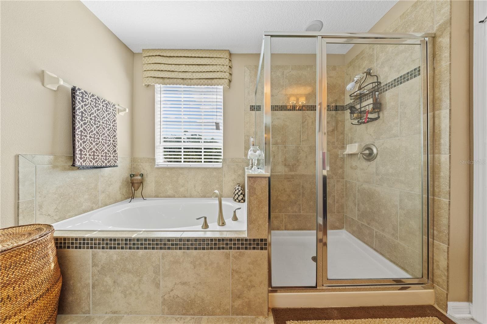 Primary Bath - 215 MAYBECK, SANFORD