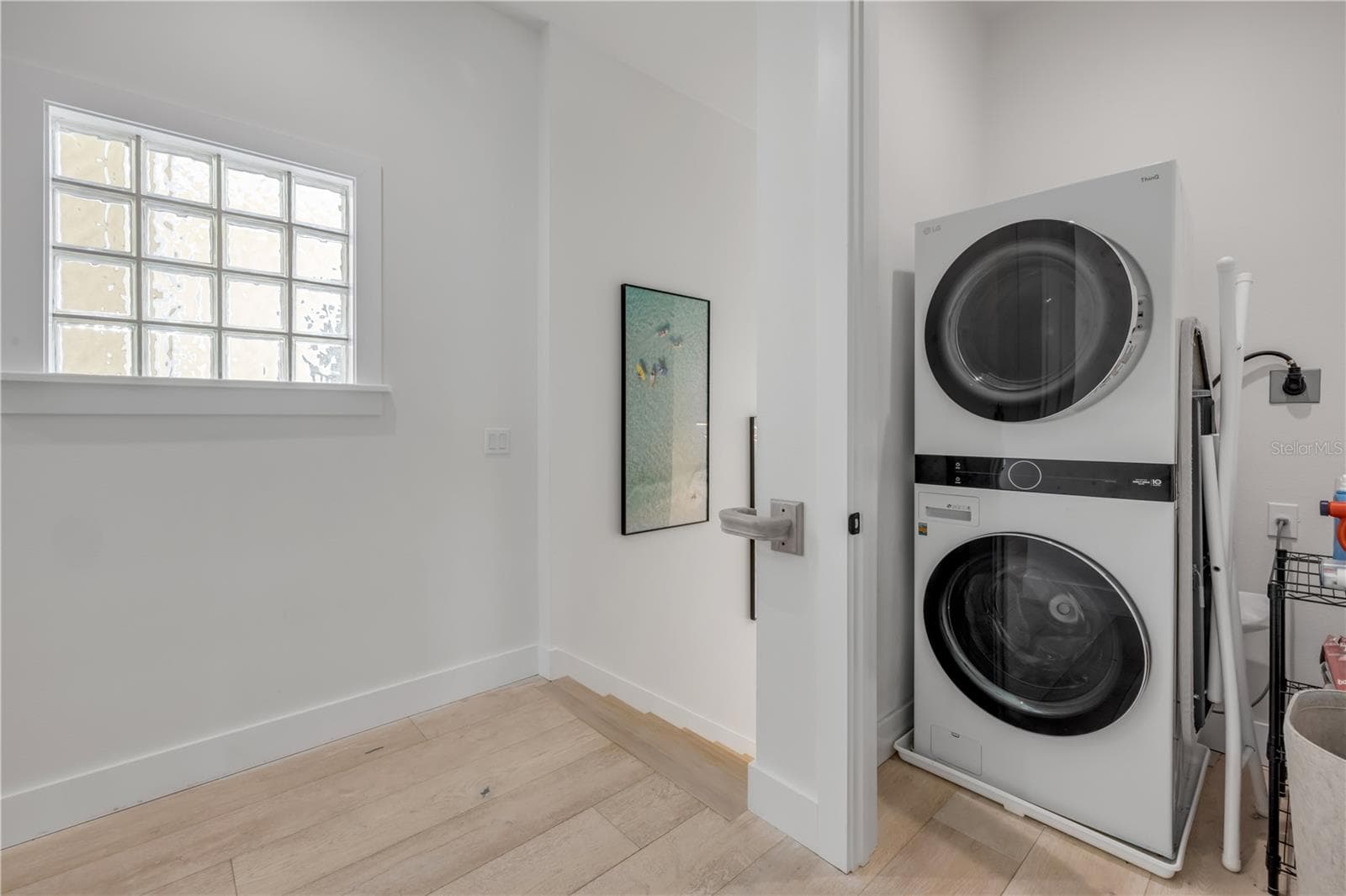 Upstairs Laundry - 6 OLD FEGER DR, NEW SMYRNA BEACH