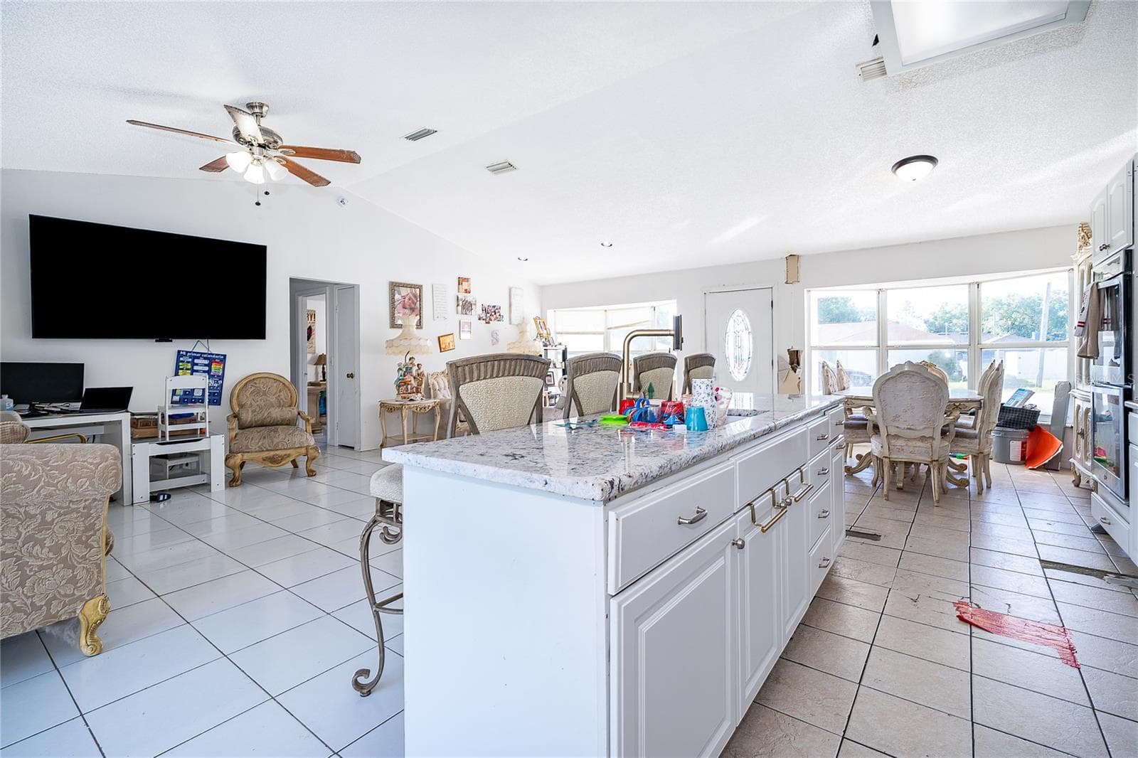 Single Family Residence at 14 CEDAR TRACE TER, OCALA, photo 11 of 29