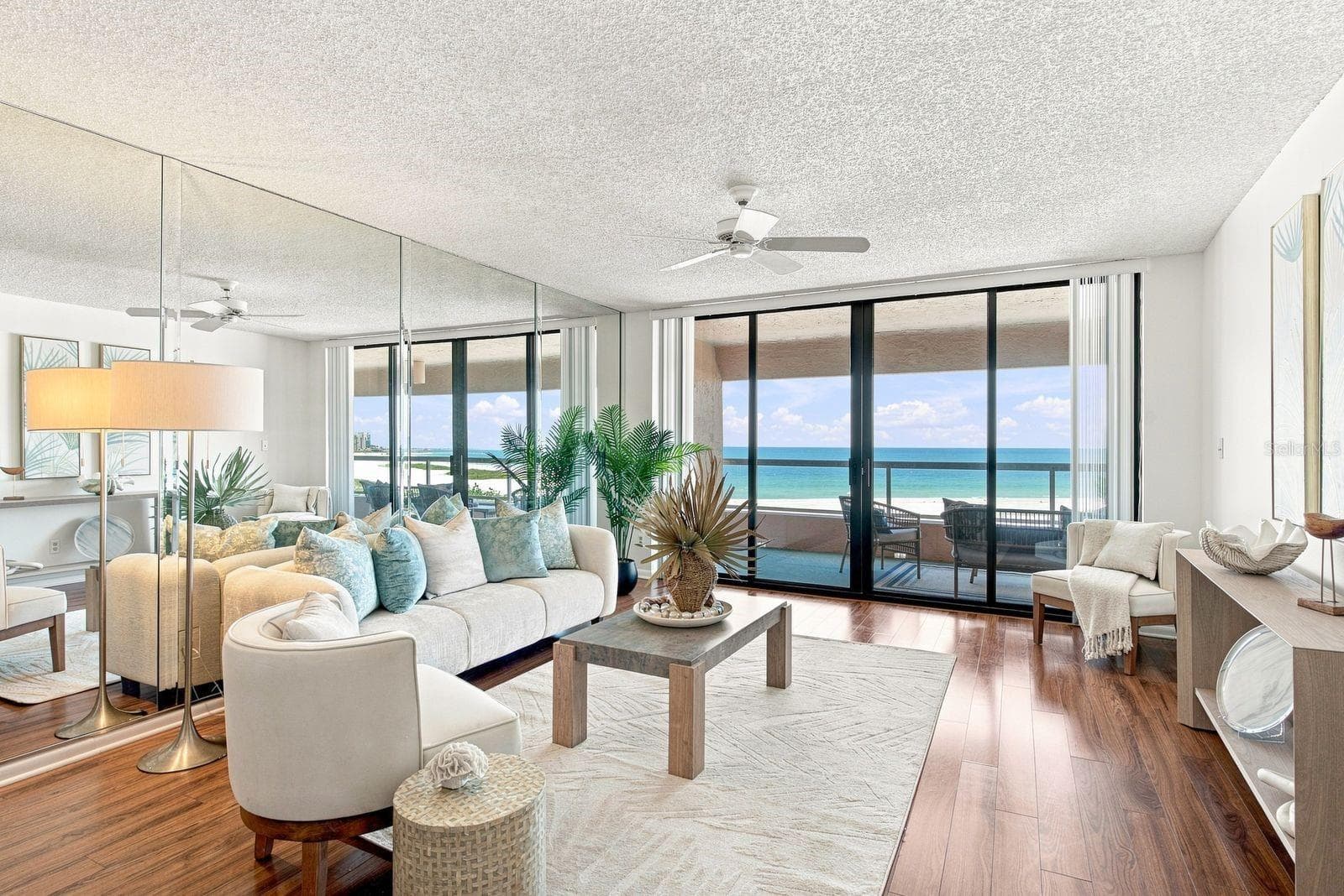 Spacious Living Room - 1310 GULF BLVD #4D, CLEARWATER BEACH