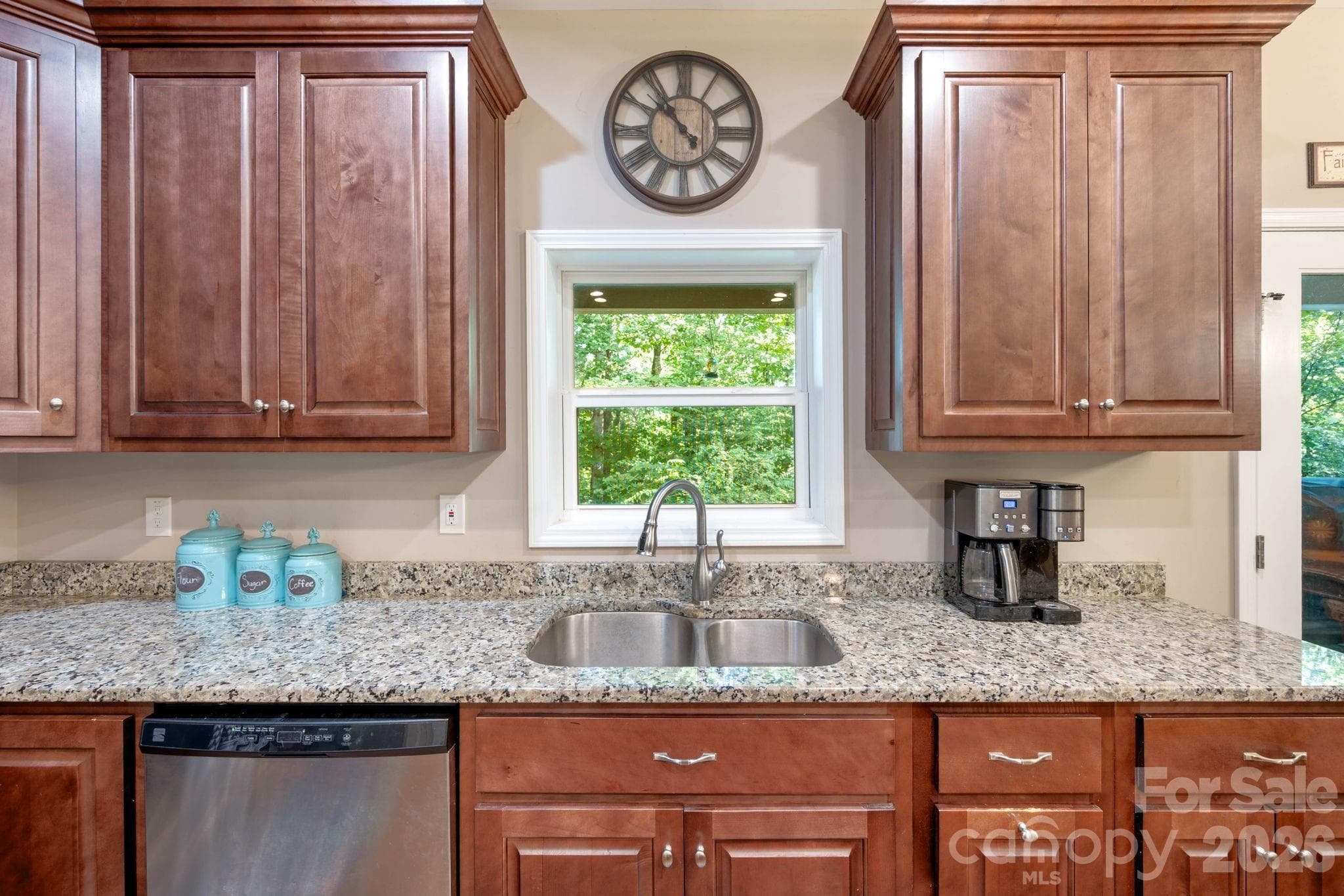Kitchen Area - 72 Summer Shade Court, Hendersonville