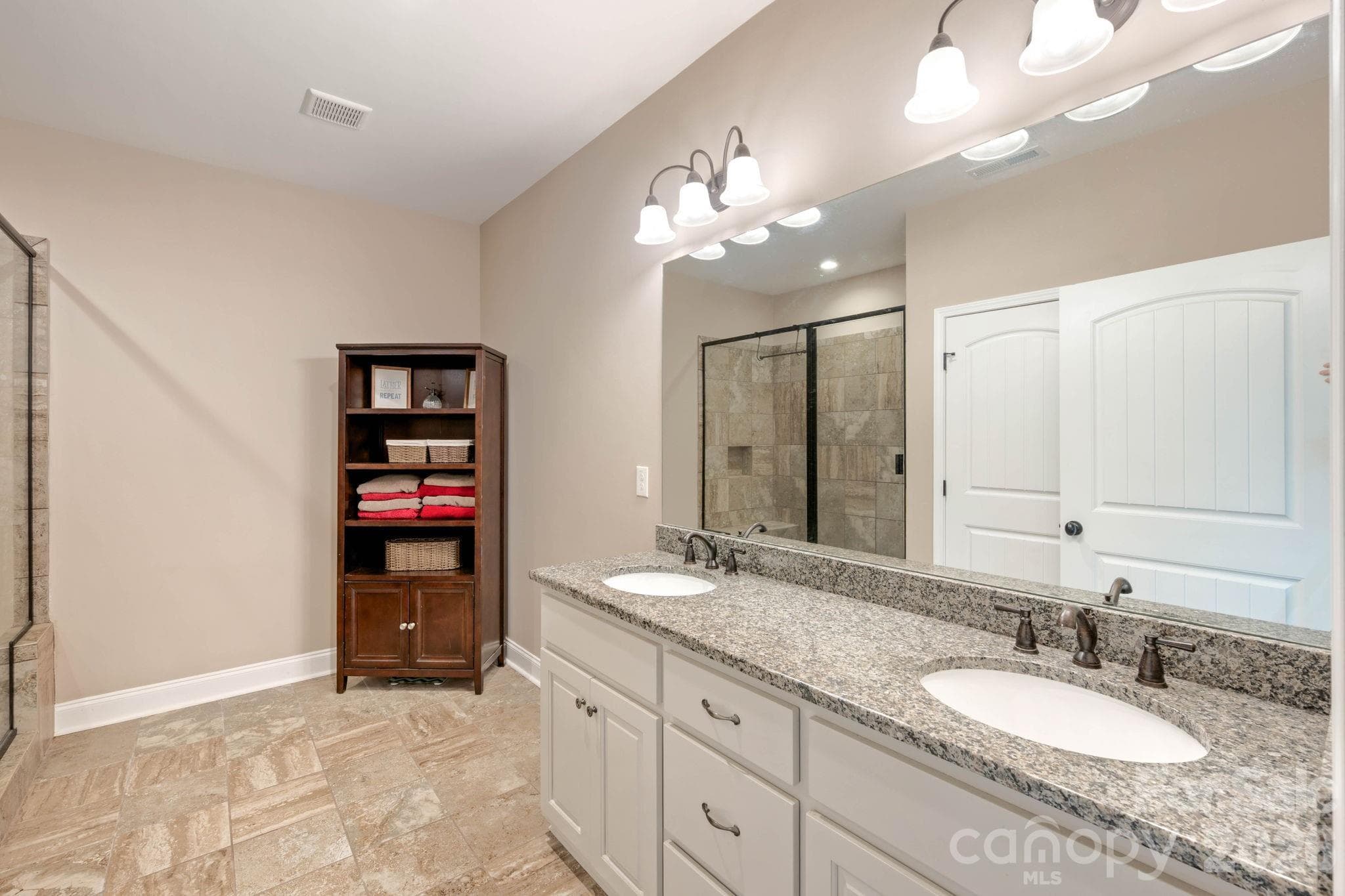 Single Family Residence at 72 Summer Shade Court, Hendersonville, photo 16 of 40