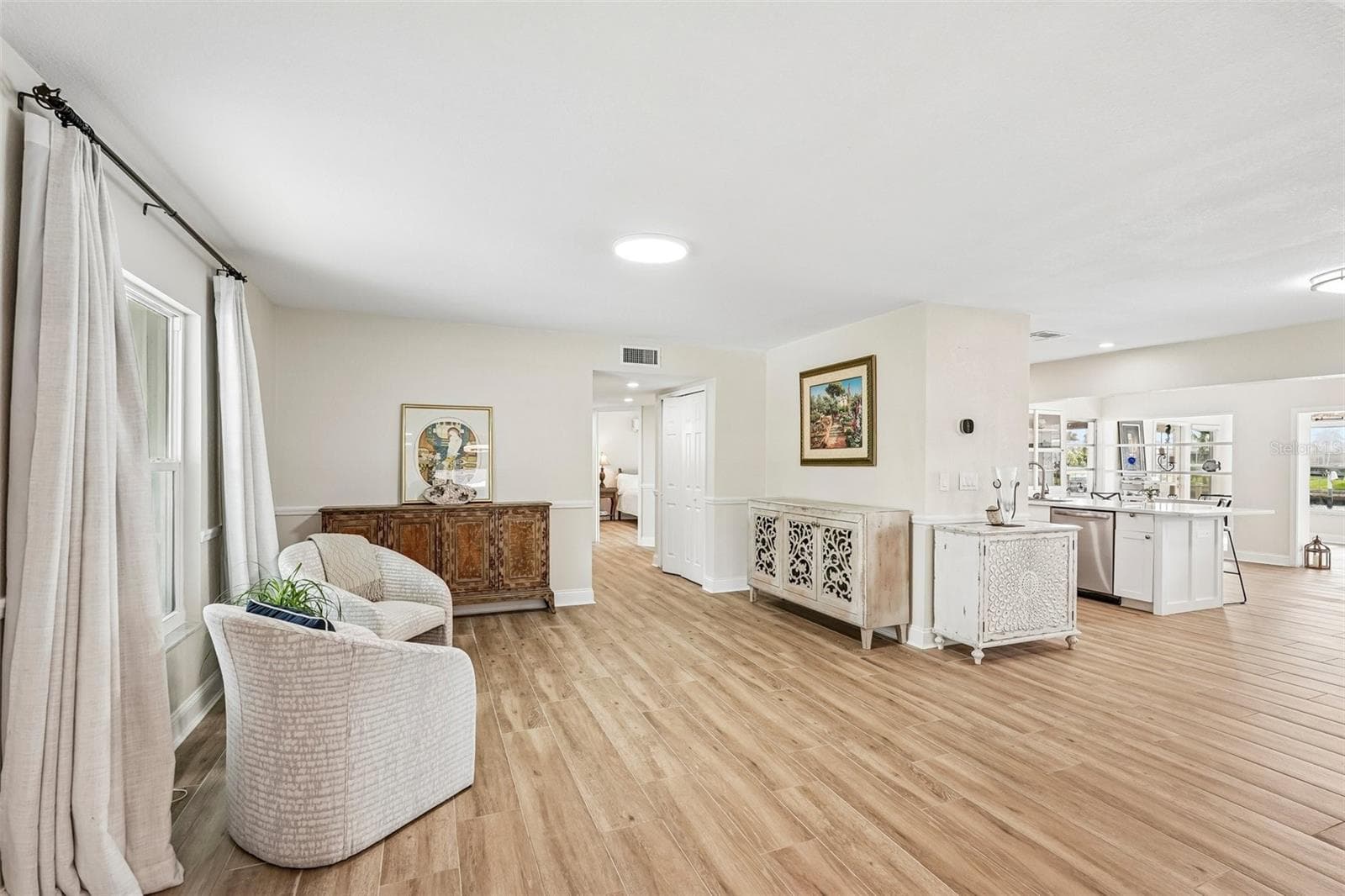 Single Family Residence at 289 W TARPON BLVD NW, PORT CHARLOTTE, photo 7 of 58