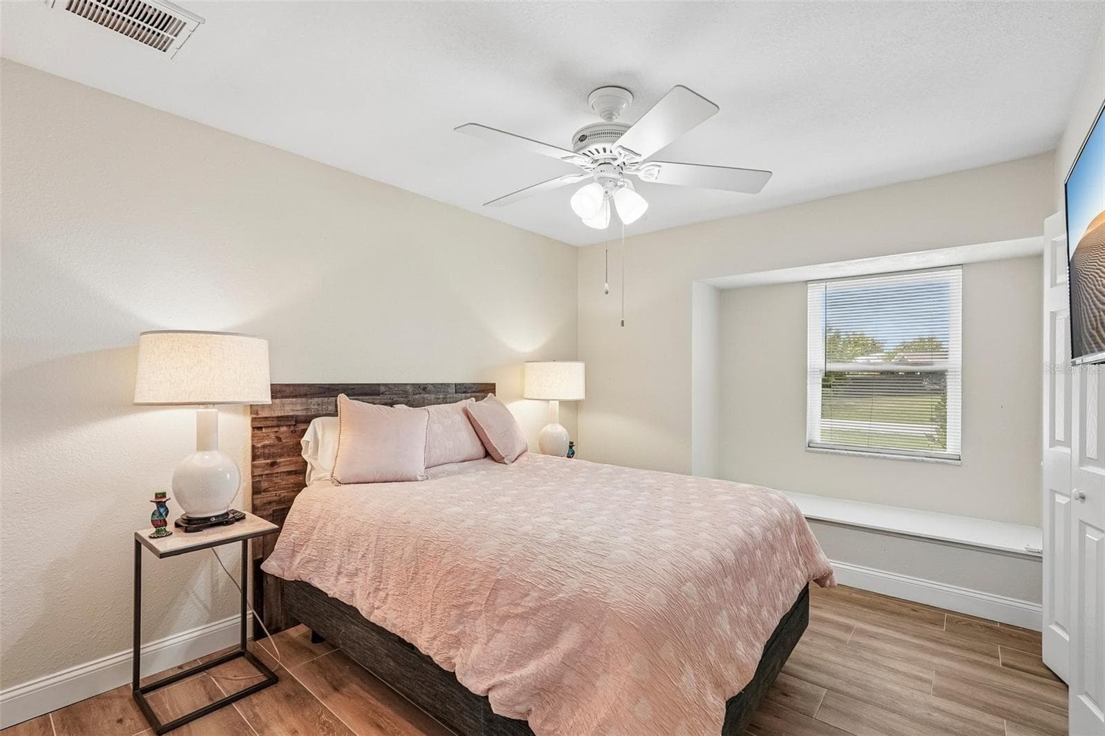 Single Family Residence at 289 W TARPON BLVD NW, PORT CHARLOTTE, photo 31 of 58