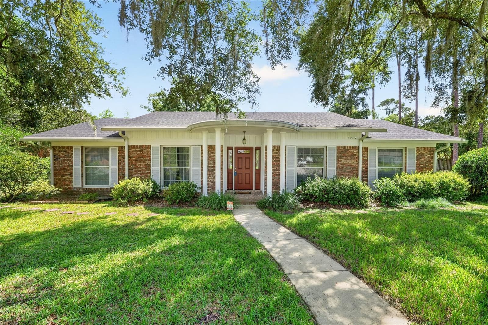 3949 NW 38TH PL
