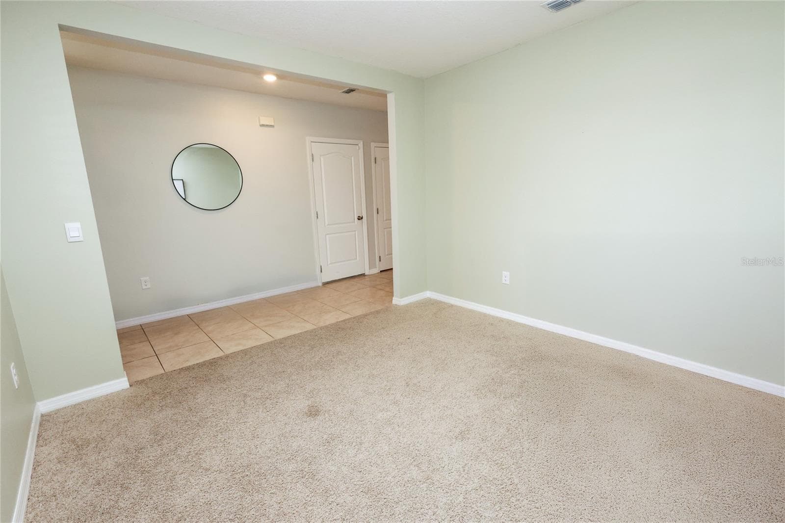 Single Family Residence at 3250 BLUE CRAB DR, TAVARES, photo 4 of 44