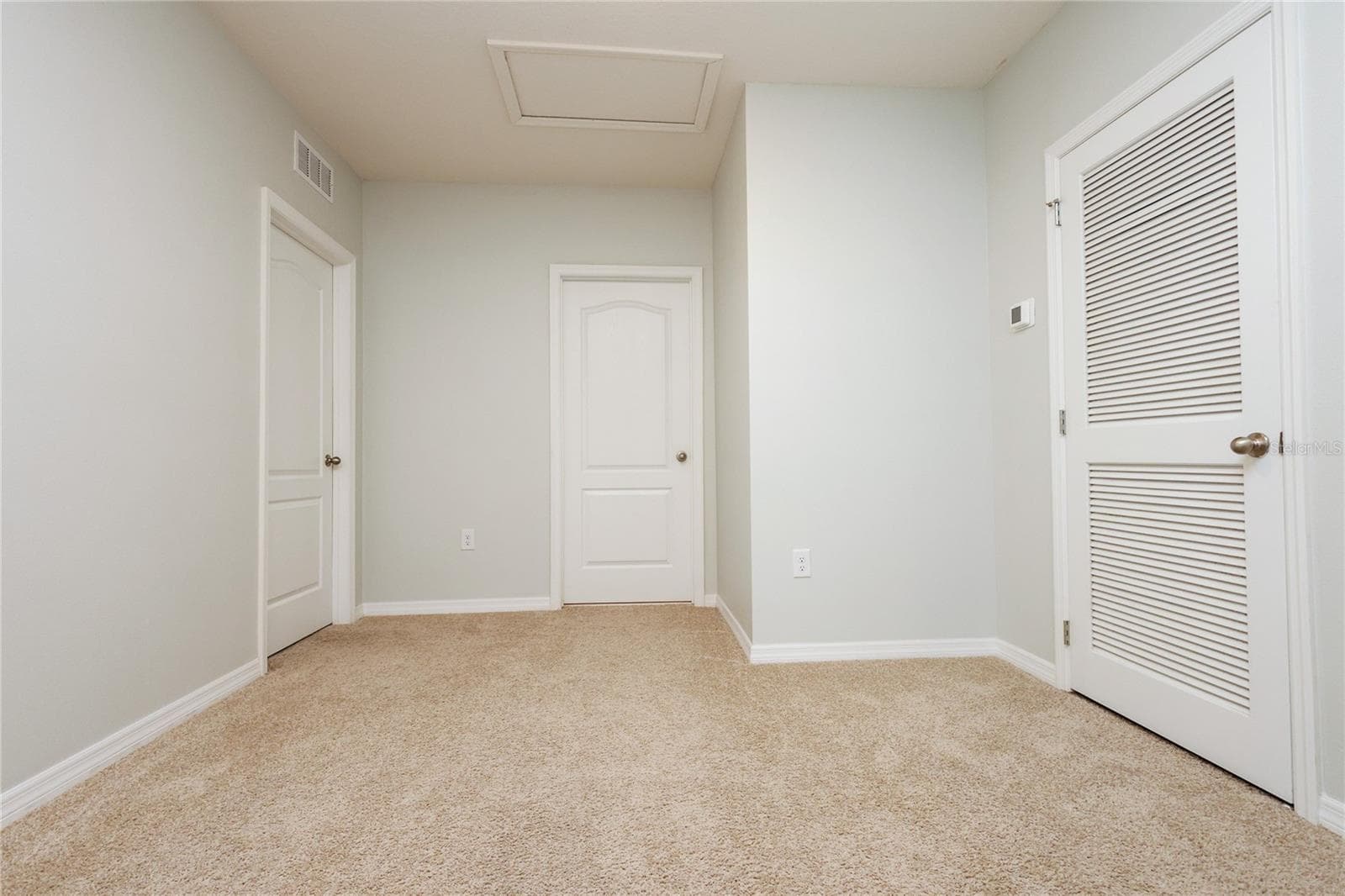 Single Family Residence at 3250 BLUE CRAB DR, TAVARES, photo 5 of 44